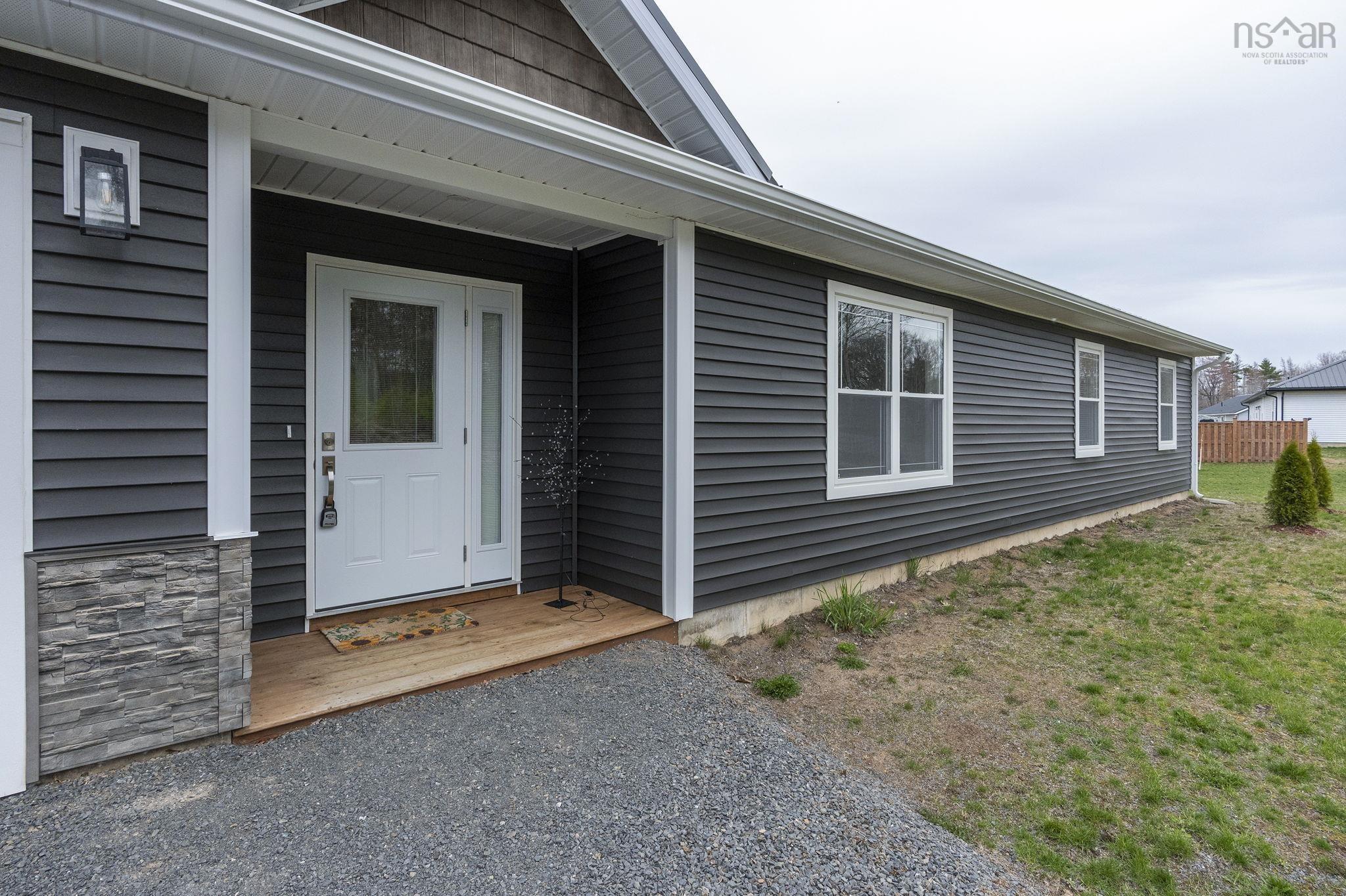 $440,000.00: 654 Whitman Road, Millville
