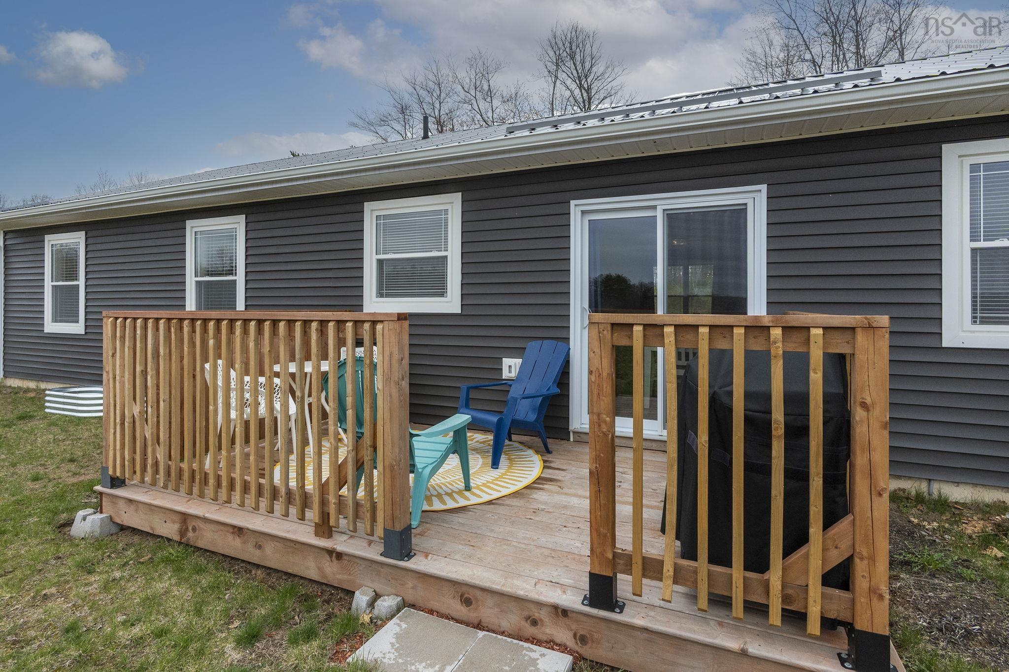 $440,000.00: 654 Whitman Road, Millville
