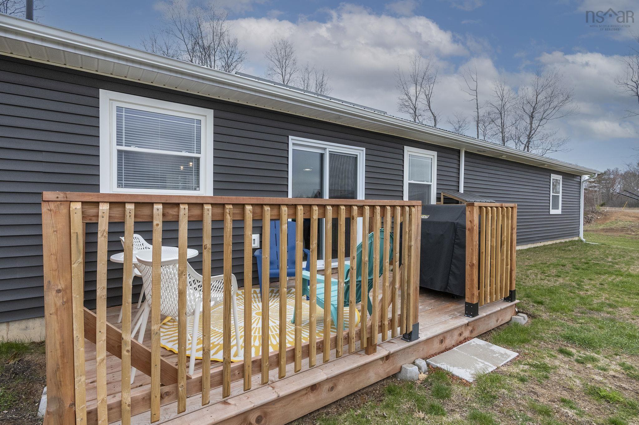 $440,000.00: 654 Whitman Road, Millville