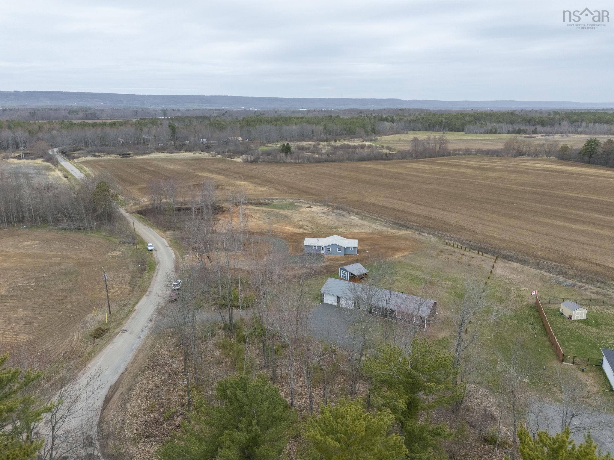 $440,000.00: 654 Whitman Road, Millville