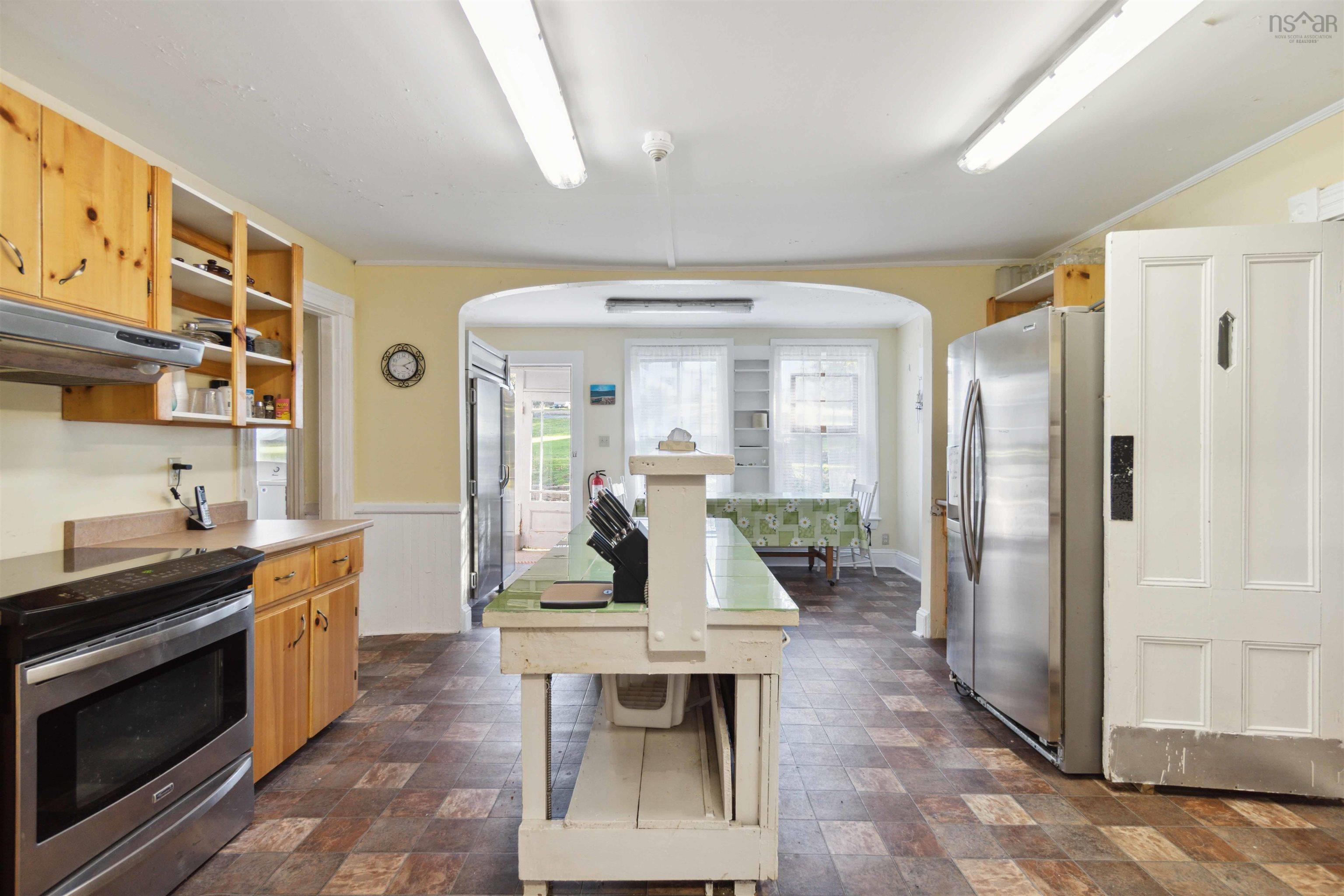 $400,000.00: 387 Church Hill Road, Sandy Cove