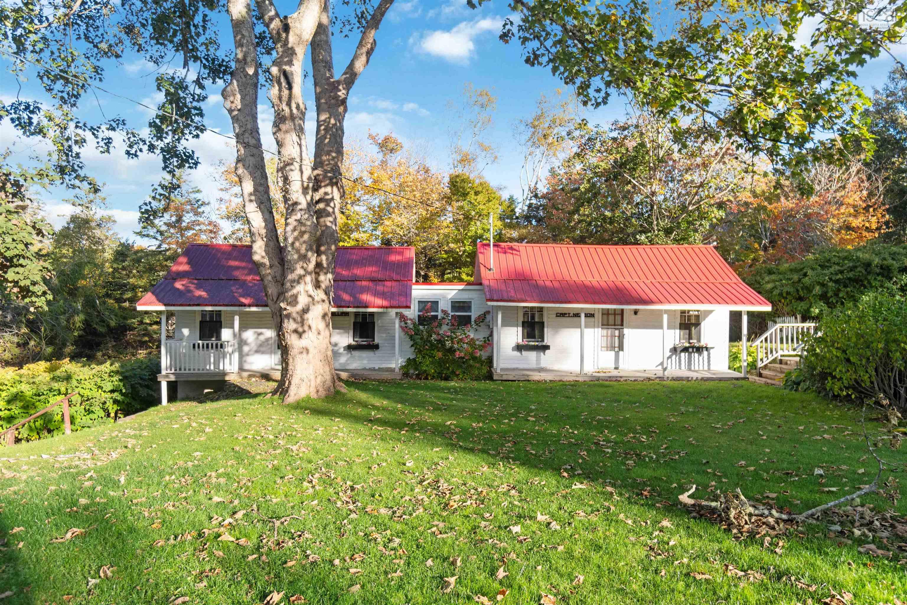 $400,000.00: 387 Church Hill Road, Sandy Cove
