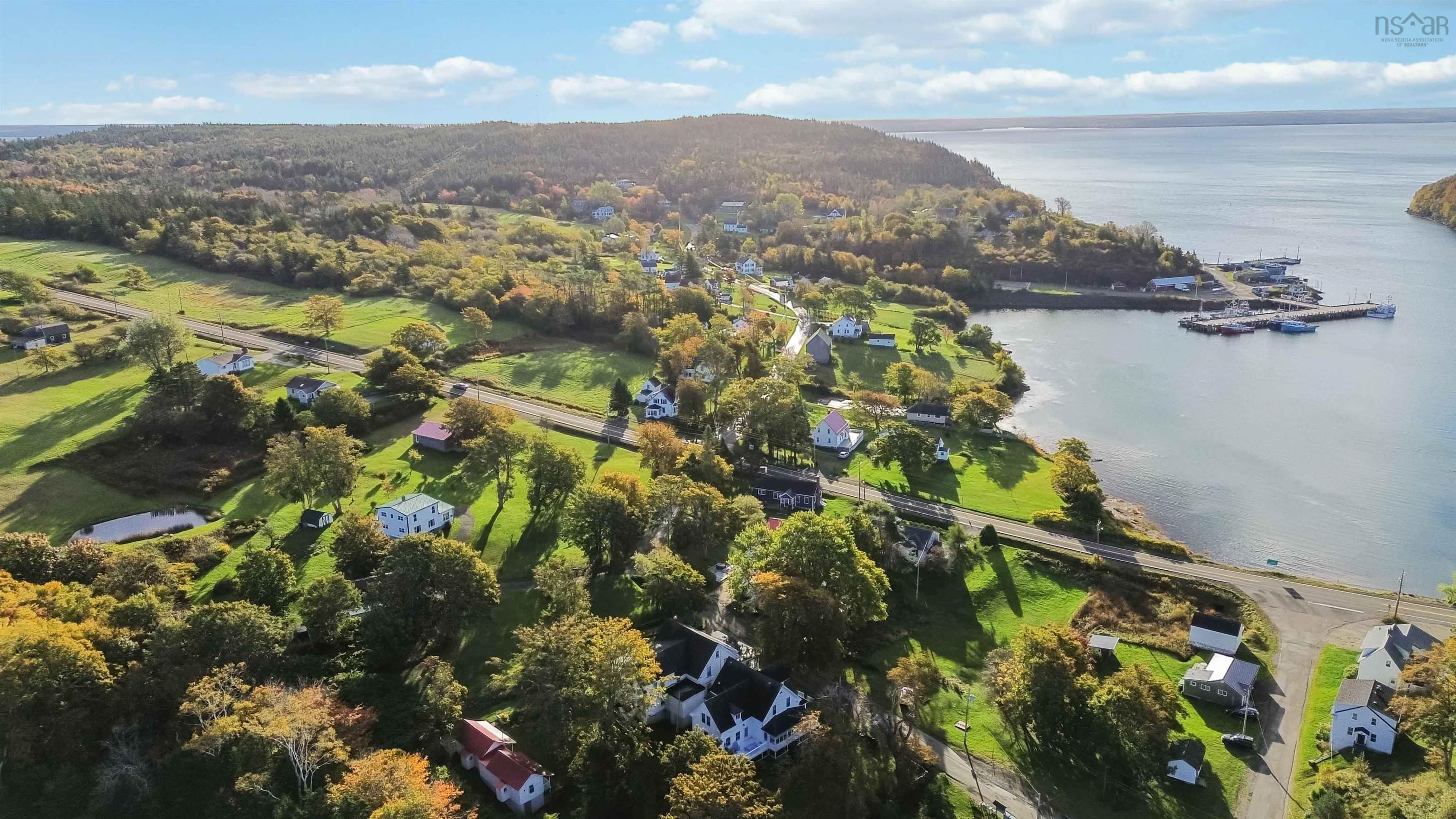 $400,000.00: 387 Church Hill Road, Sandy Cove