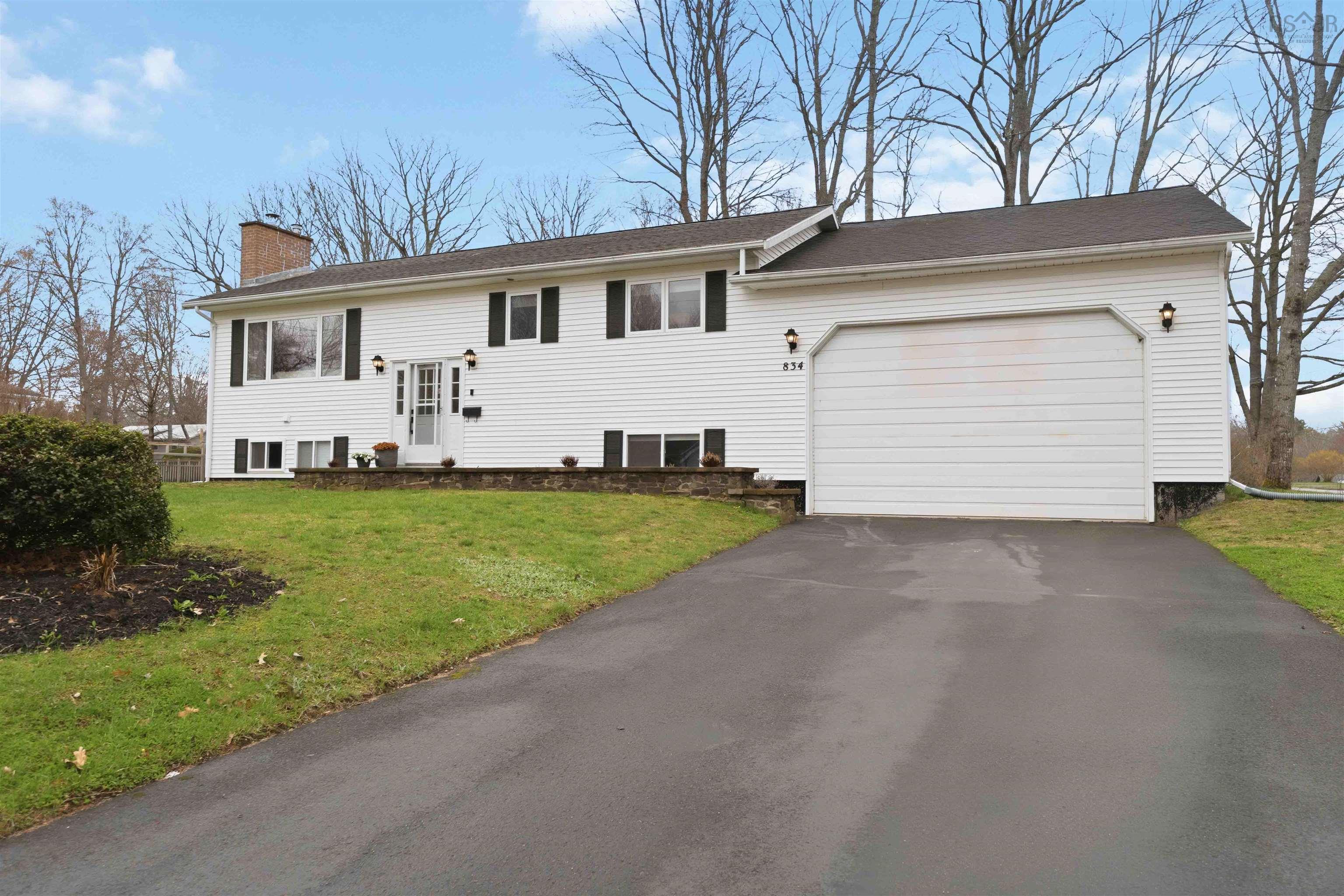 $469,500.00: 834 Beaver Street, Greenwood