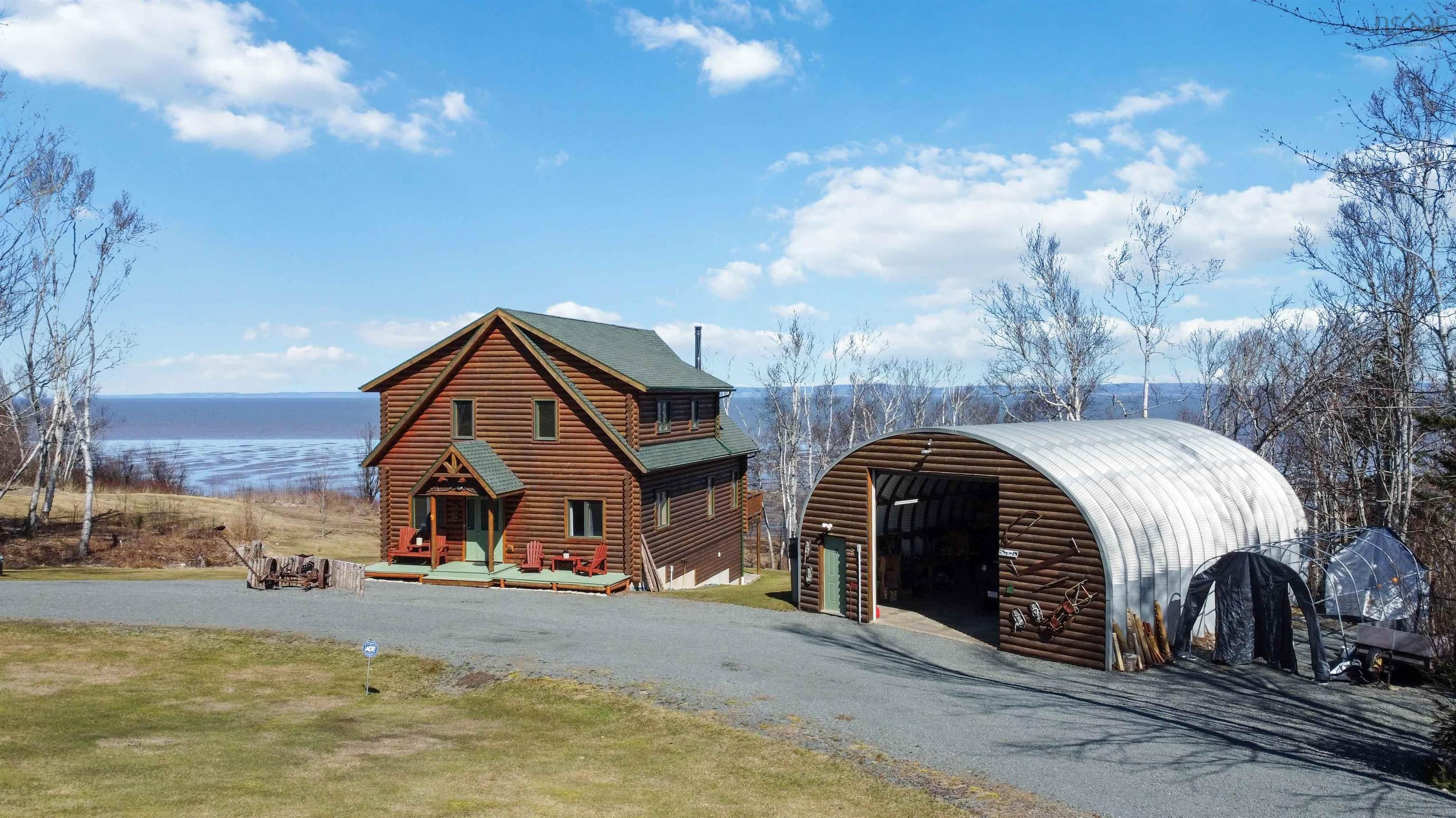 $699,999.00: 9 Karen Court, Cambridge