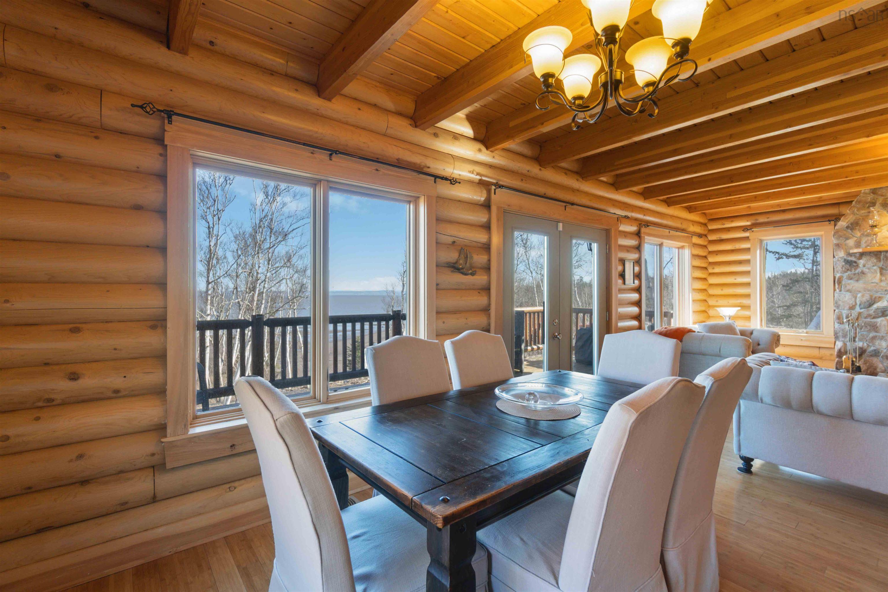 $699,999.00: 9 Karen Court, Cambridge