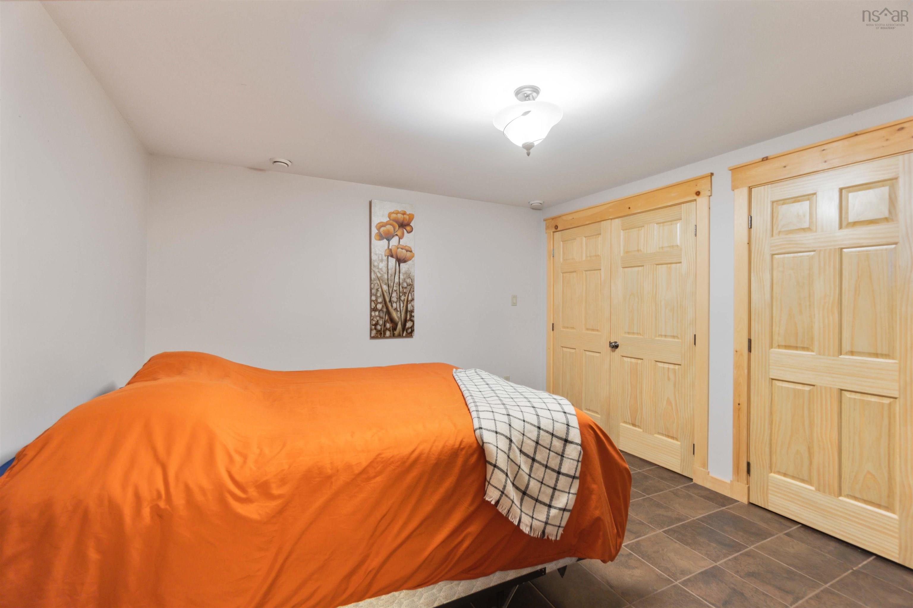 $699,999.00: 9 Karen Court, Cambridge