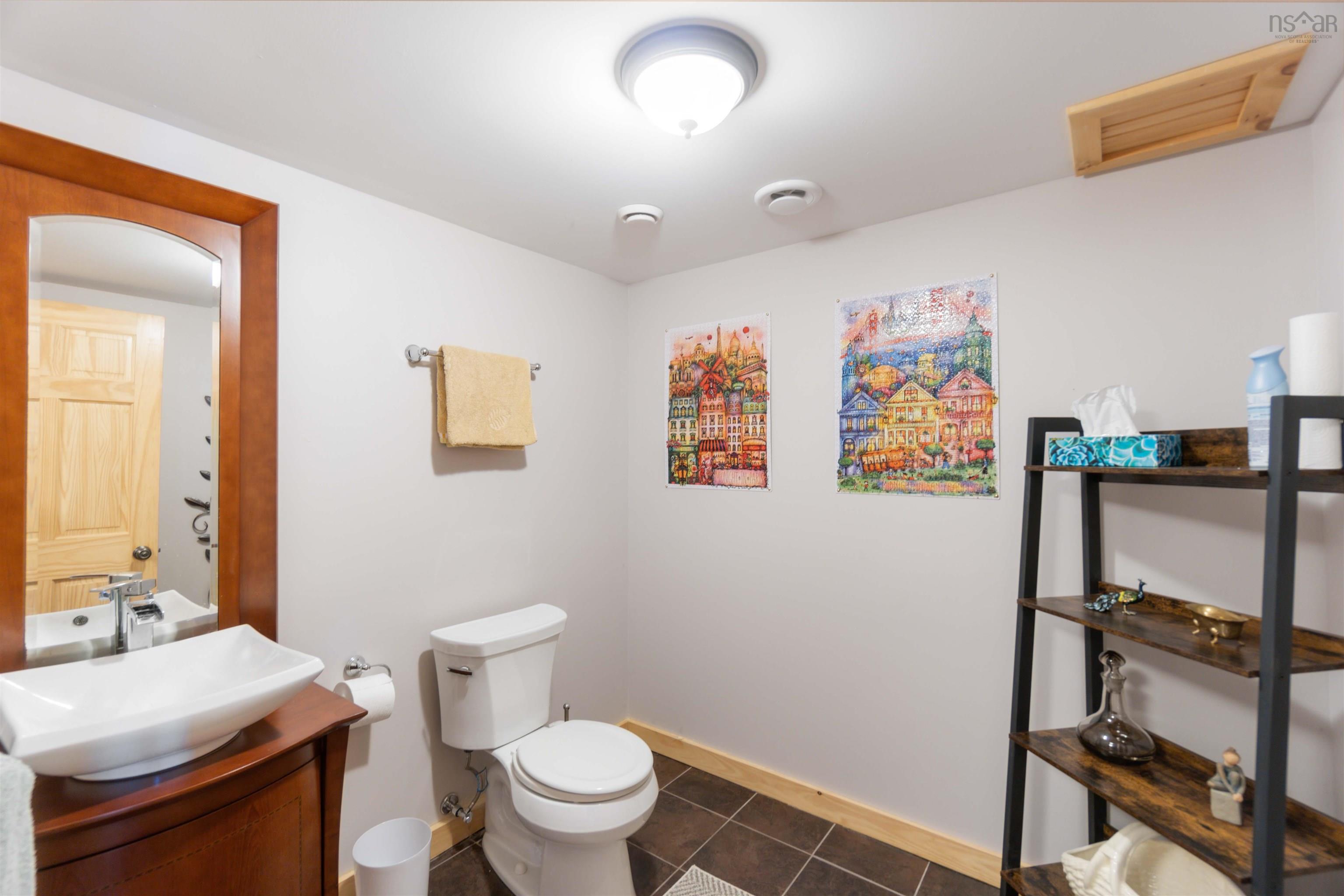 $699,999.00: 9 Karen Court, Cambridge