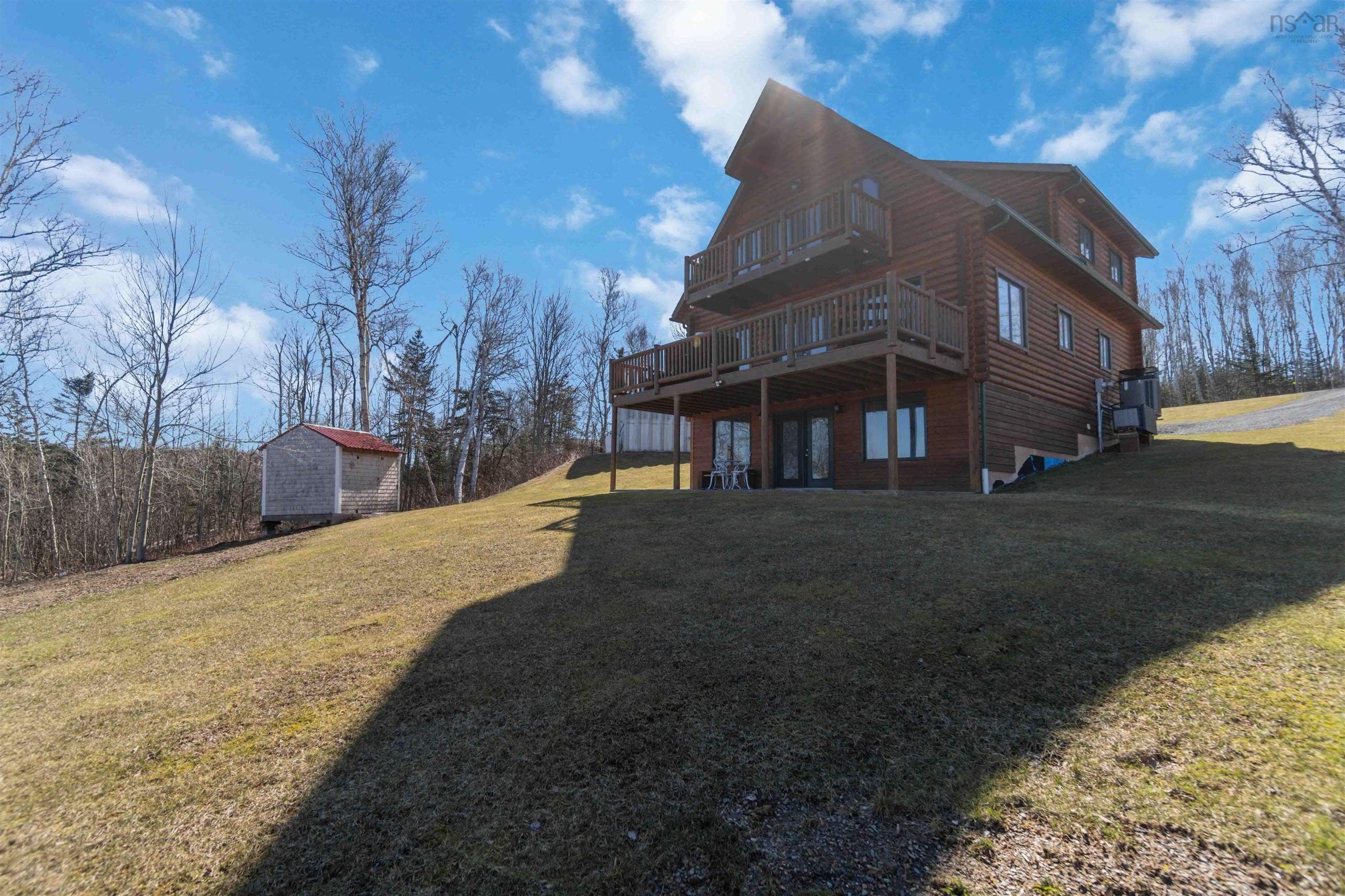 $699,999.00: 9 Karen Court, Cambridge