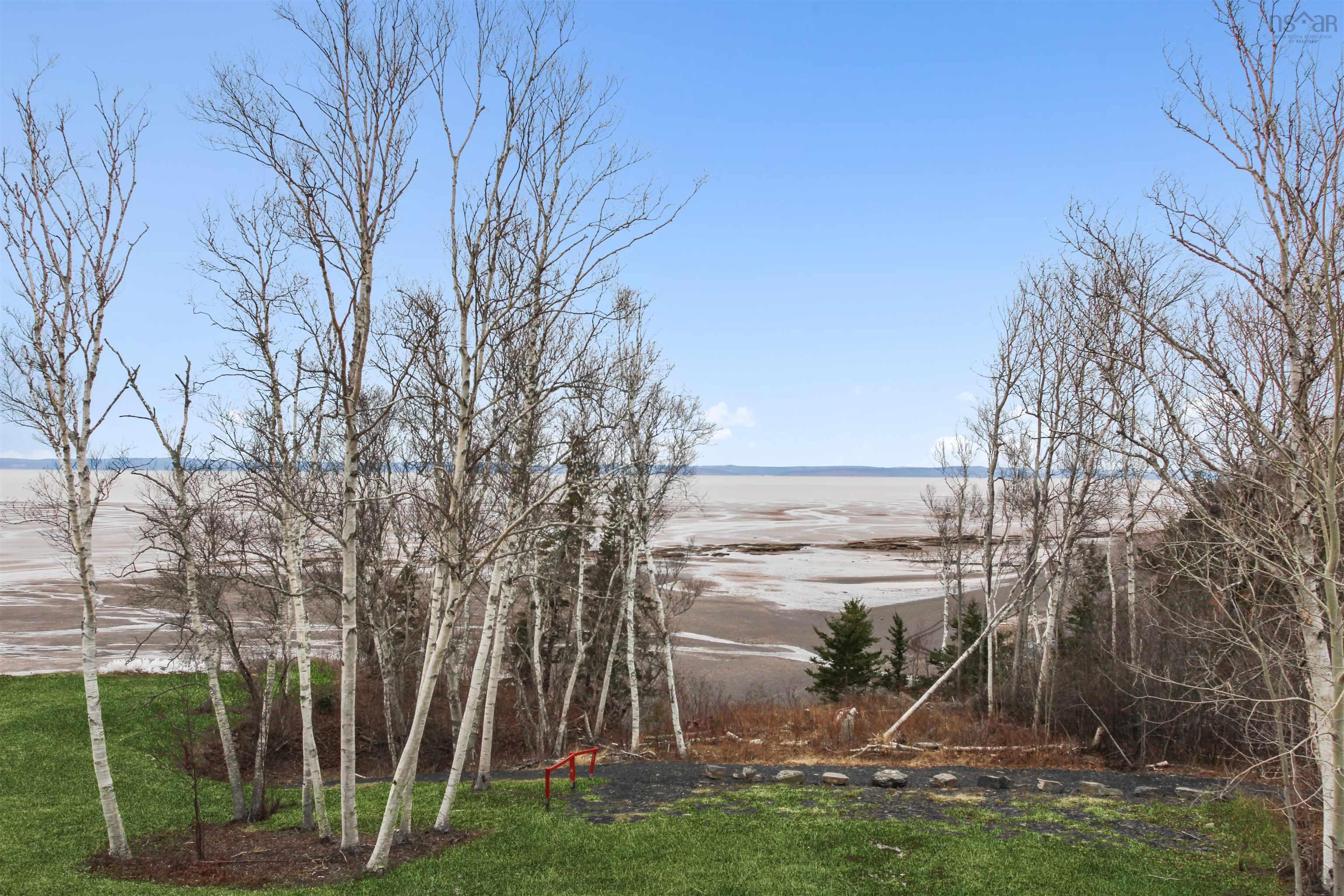 $699,999.00: 9 Karen Court, Cambridge