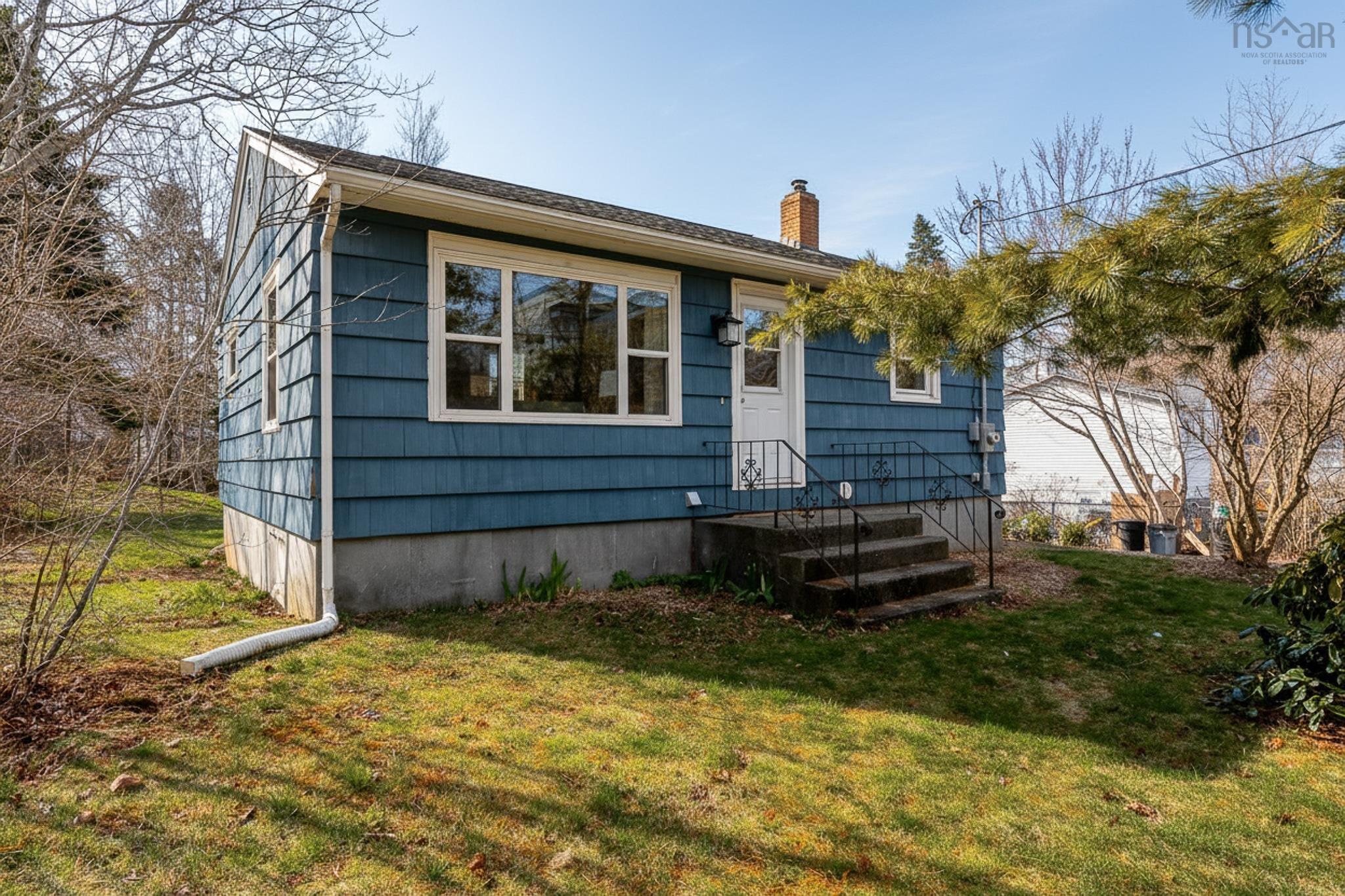 43 Lakecrest Drive, Dartmouth, NS (MLS 202609258)