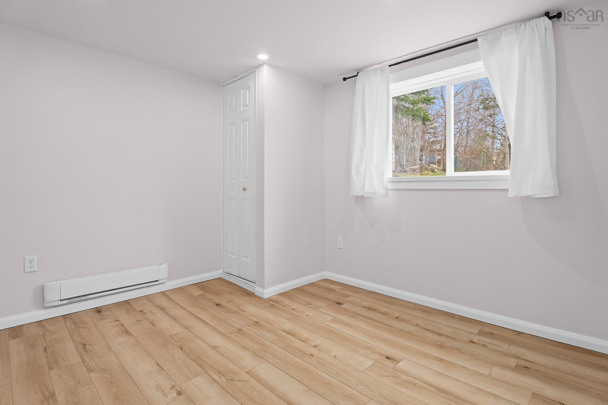 43 Lakecrest Drive, Dartmouth, NS (MLS 202609258)