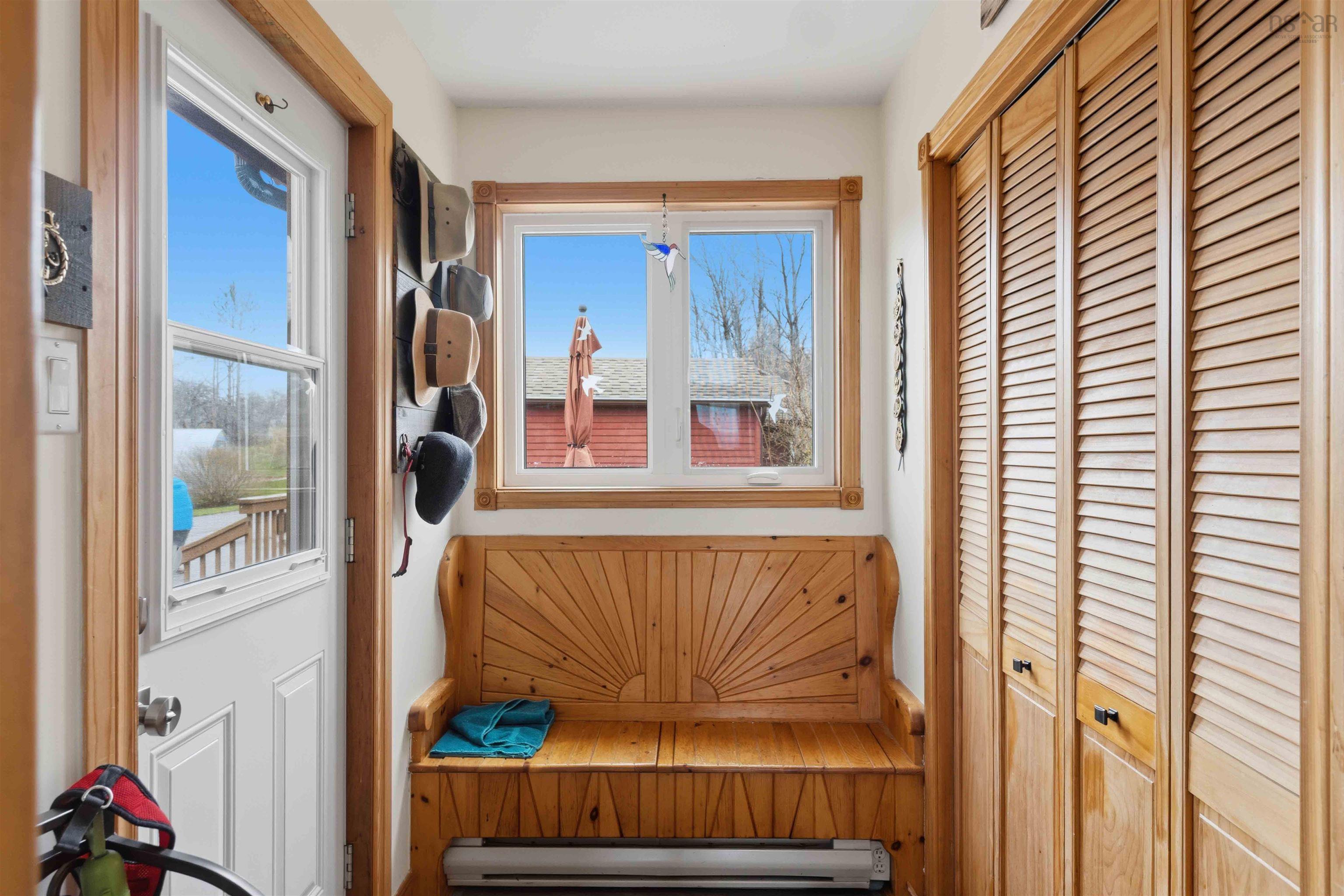 $679,900.00: 172 West Old Post Road, Smiths Cove