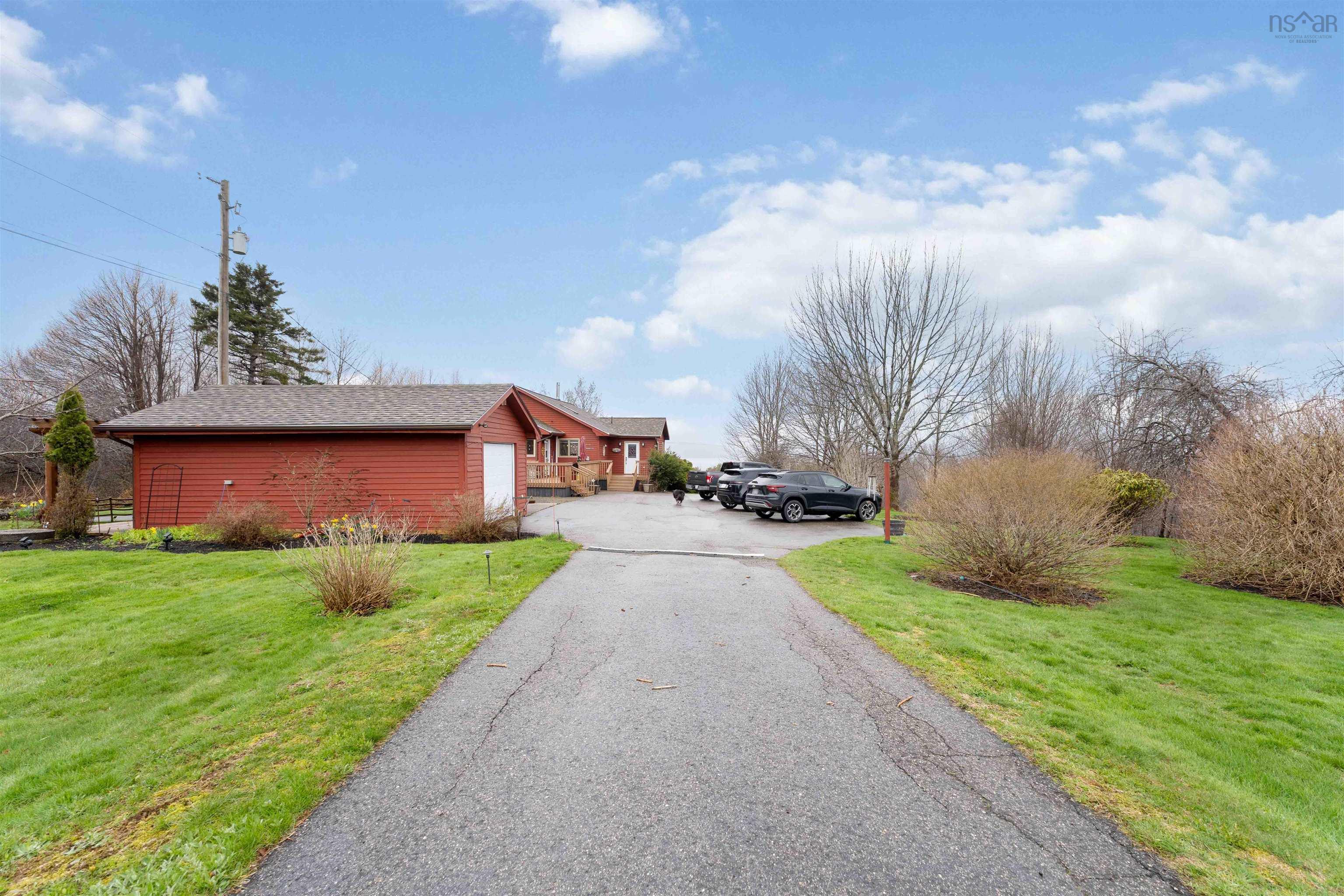 $679,900.00: 172 West Old Post Road, Smiths Cove
