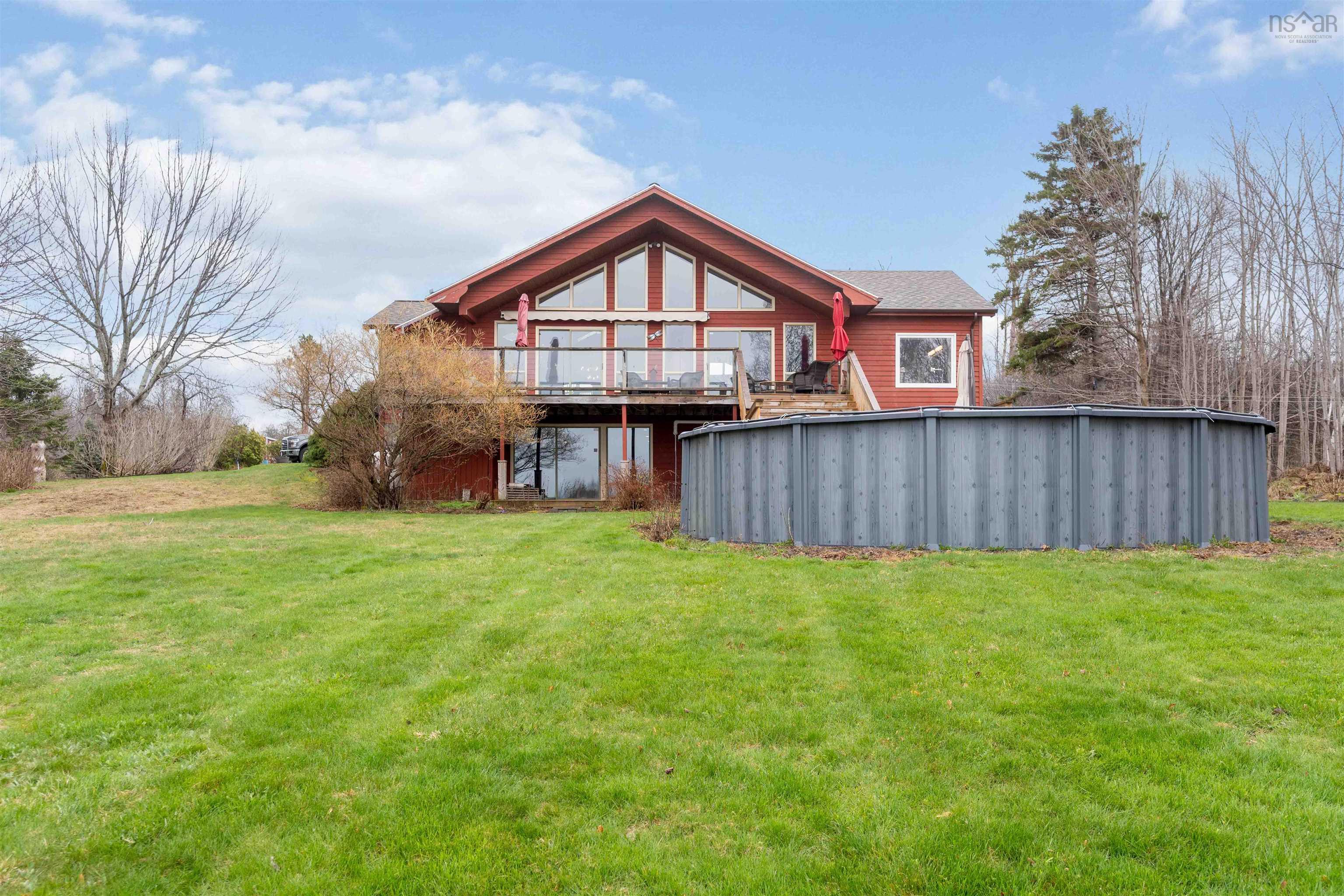 $679,900.00: 172 West Old Post Road, Smiths Cove