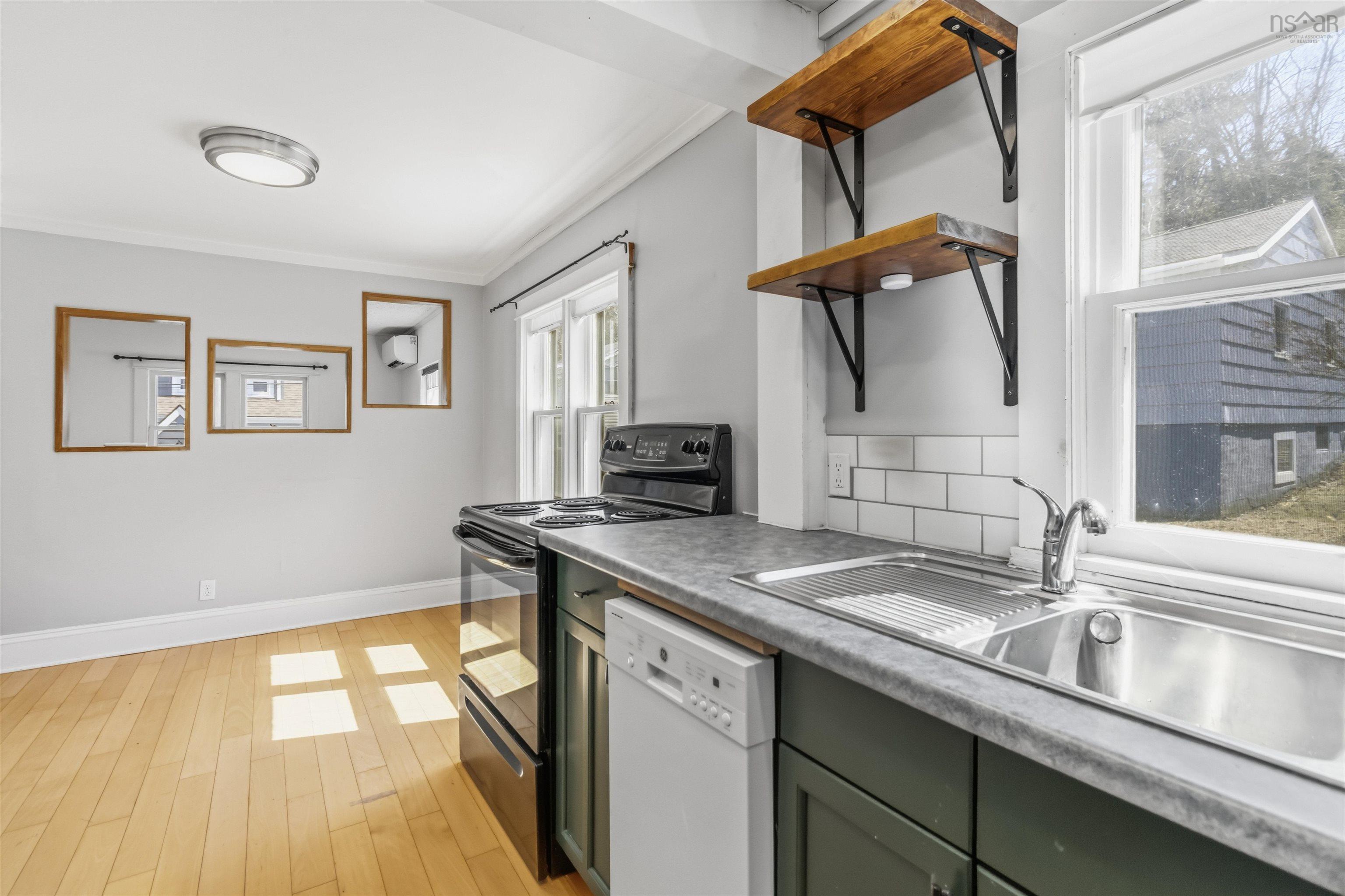 $530,000.00: 16 Cottage Road, Halifax