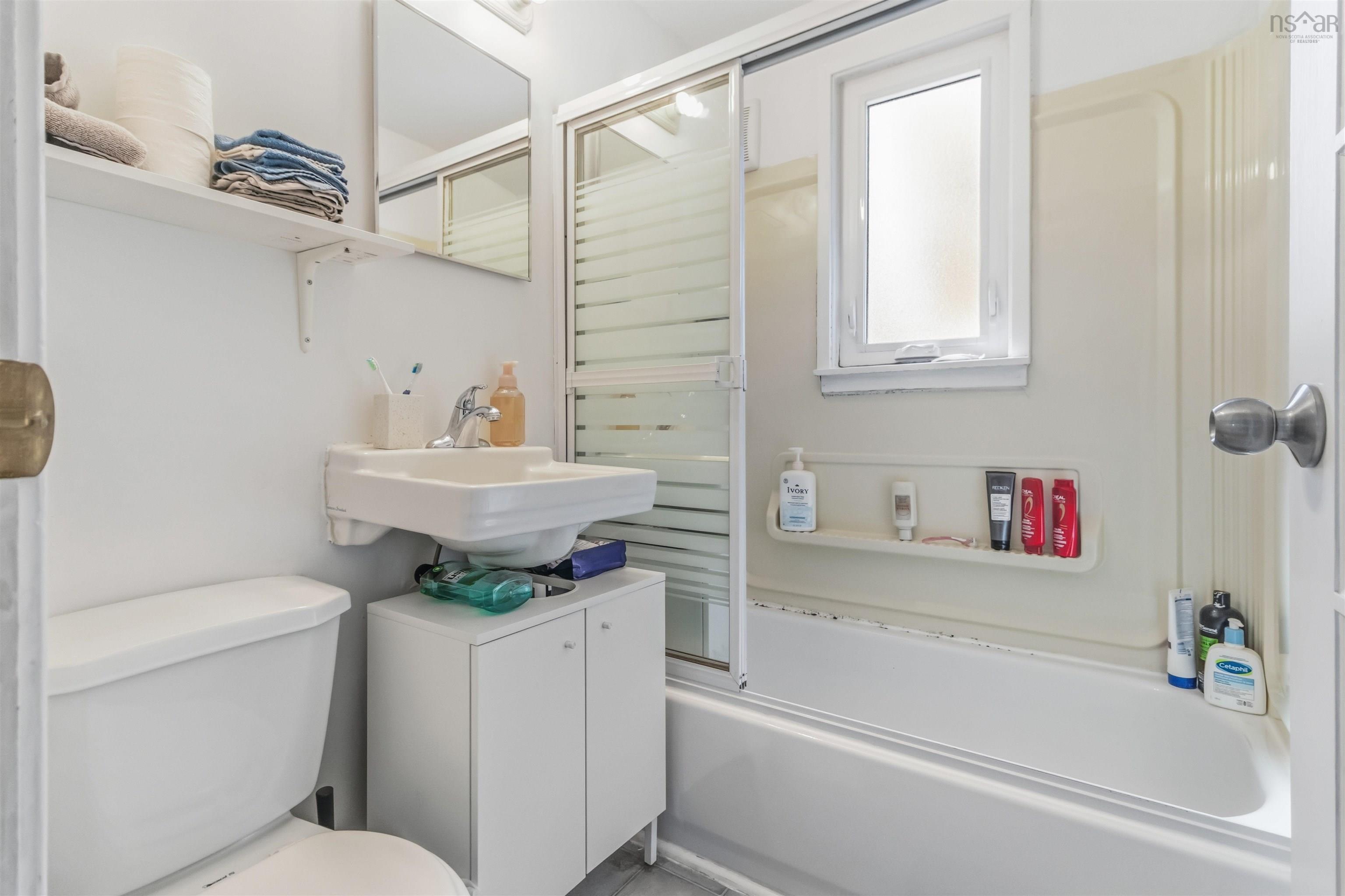$530,000.00: 16 Cottage Road, Halifax