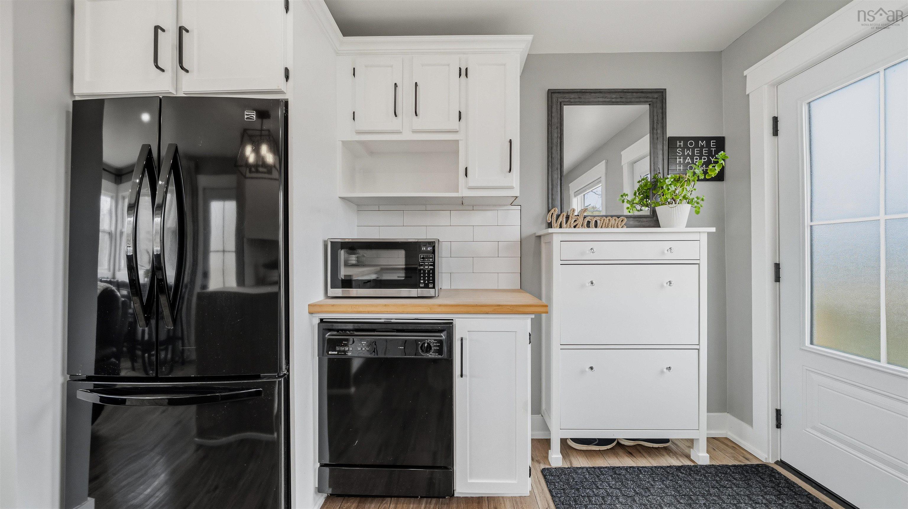 2694 Sackville Drive, Upper Sackville, NS (MLS 202609271)
