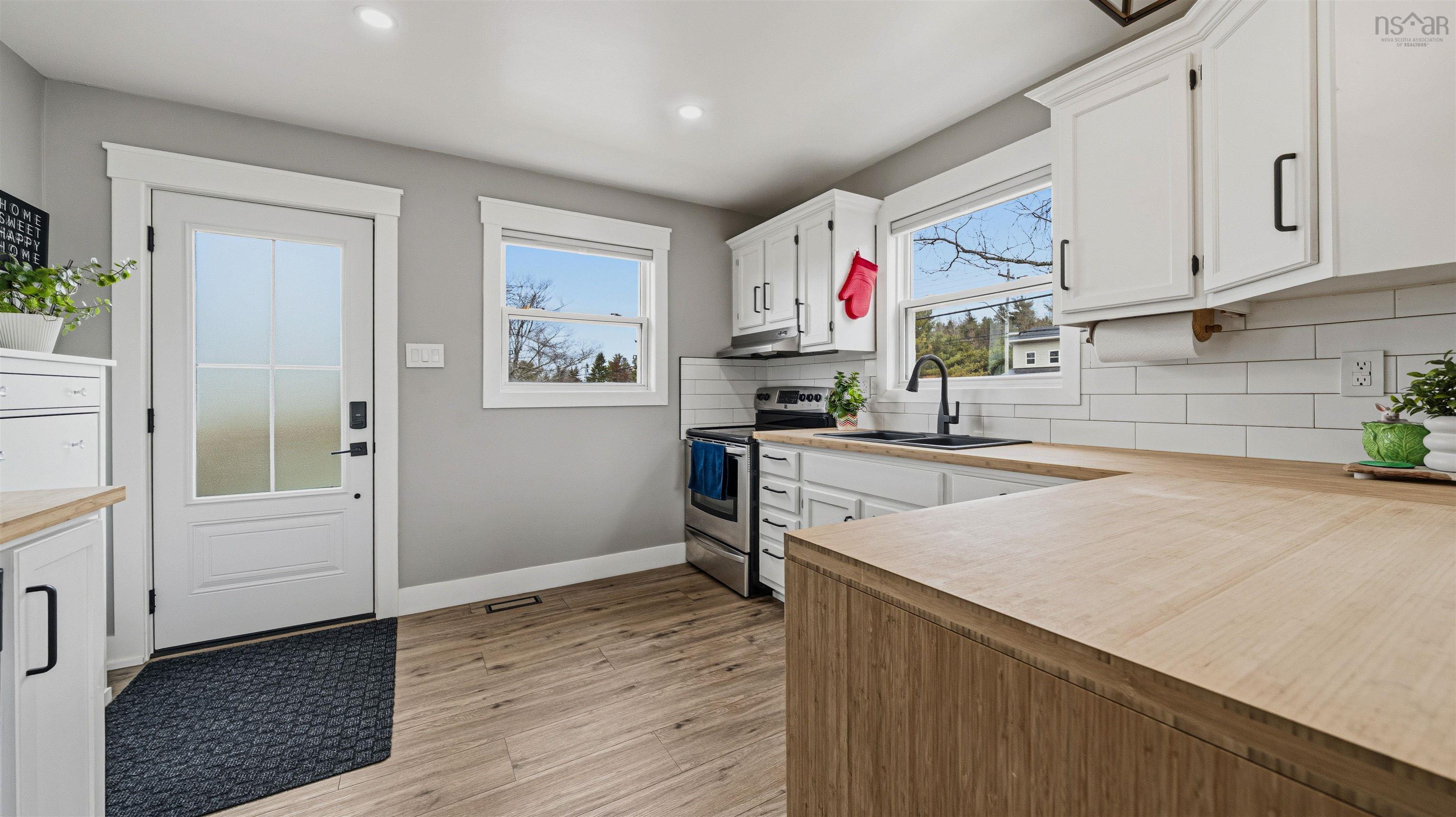 2694 Sackville Drive, Upper Sackville, NS (MLS 202609271)