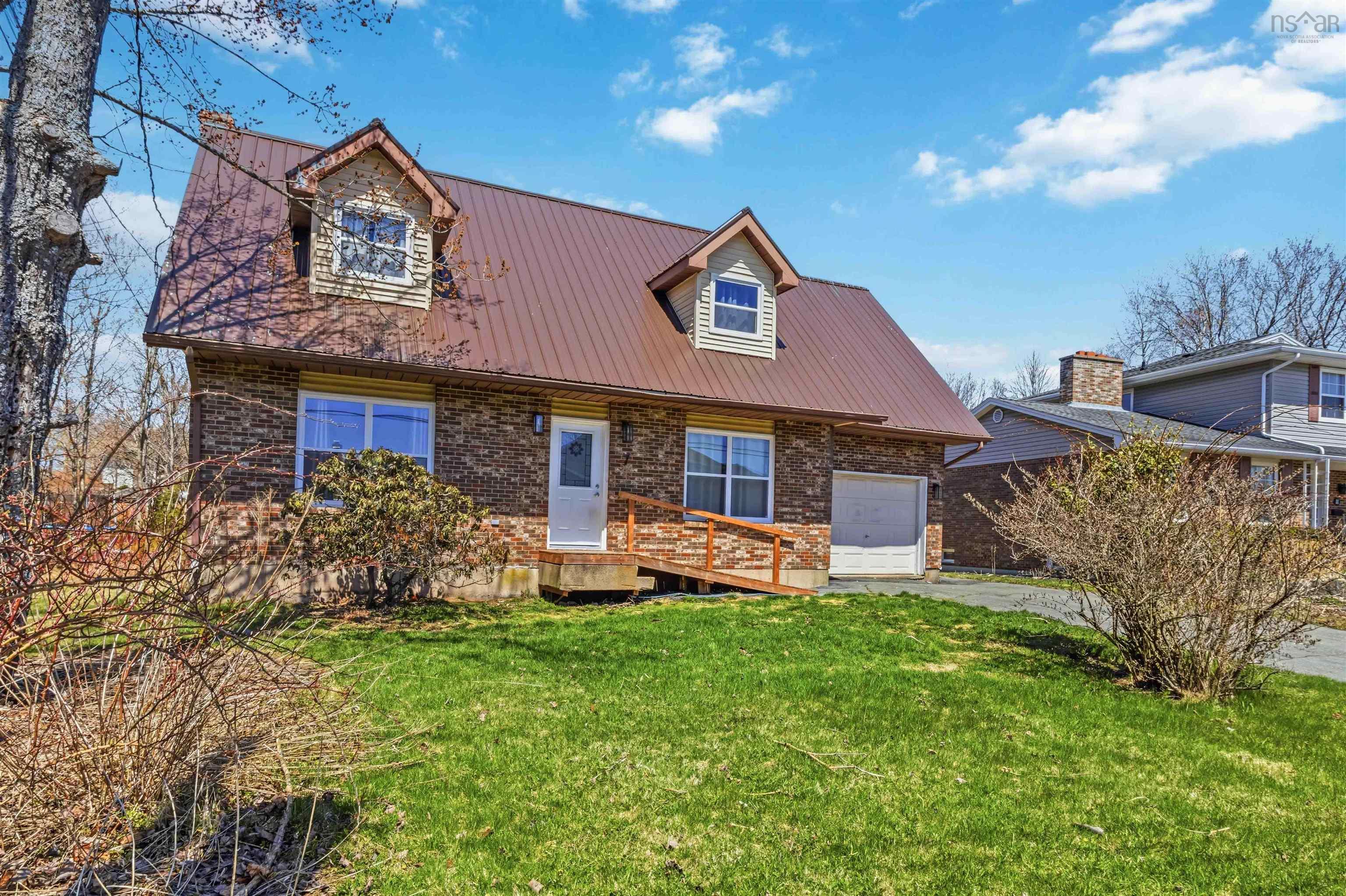 7 Fiddlers Green, Cole Harbour, NS (MLS 202609272)