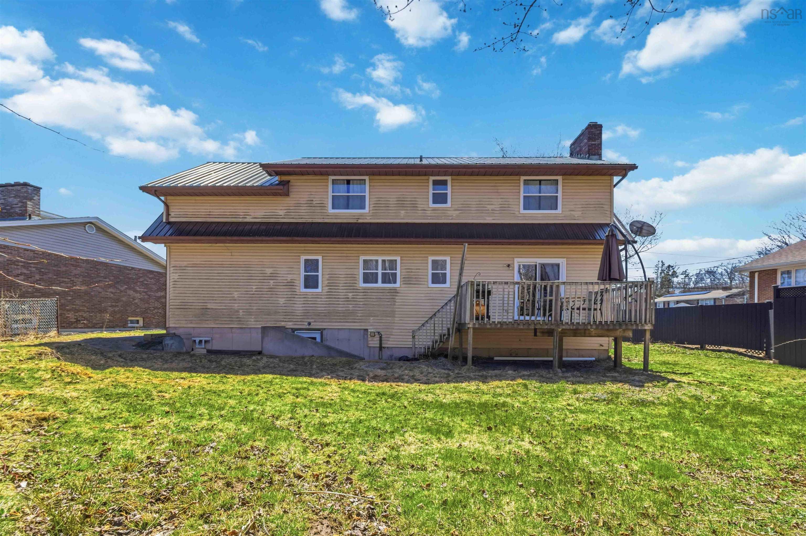 7 Fiddlers Green, Cole Harbour, NS (MLS 202609272)