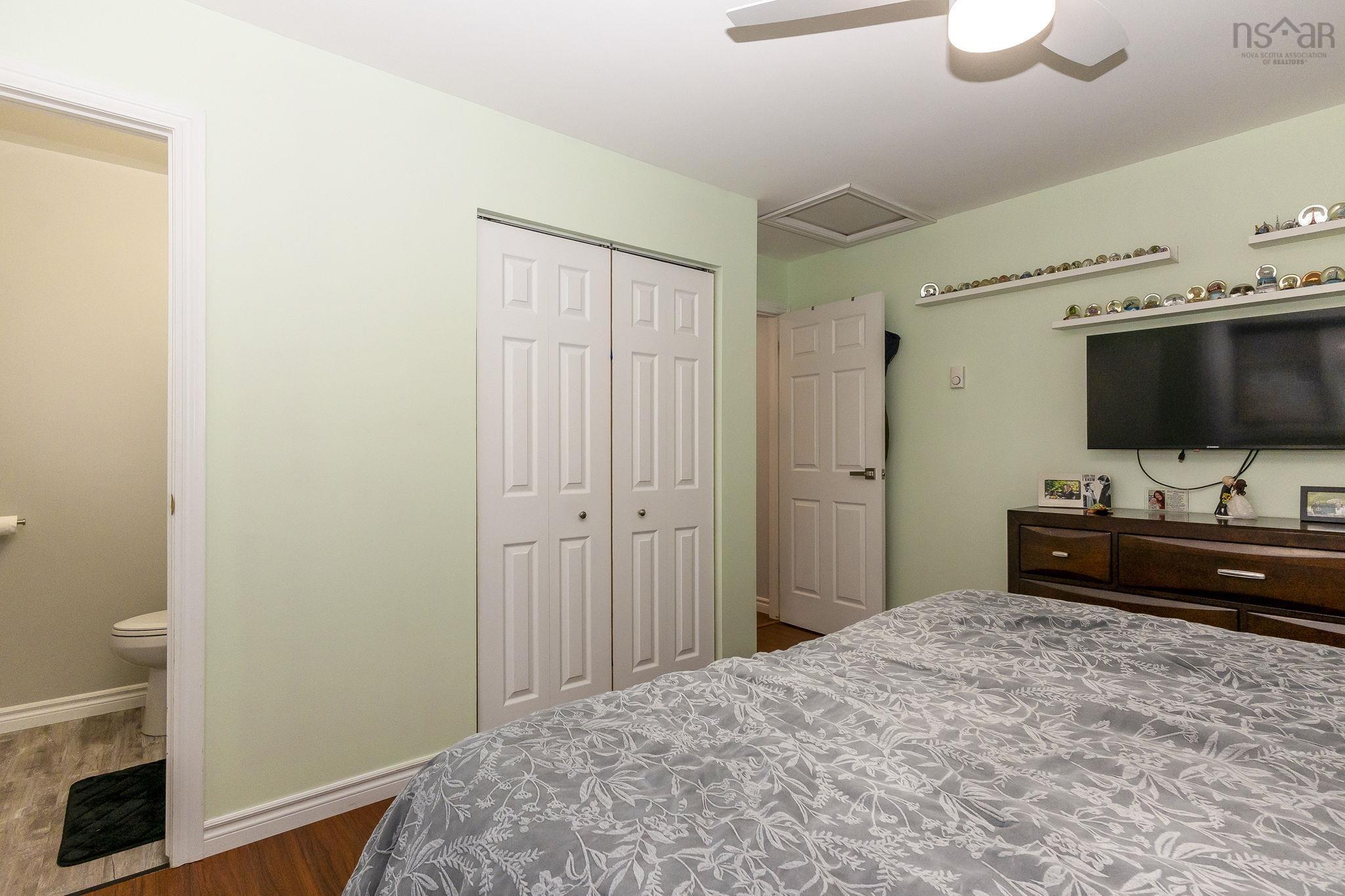 $450,000.00: 861 Julie Drive, Kingston