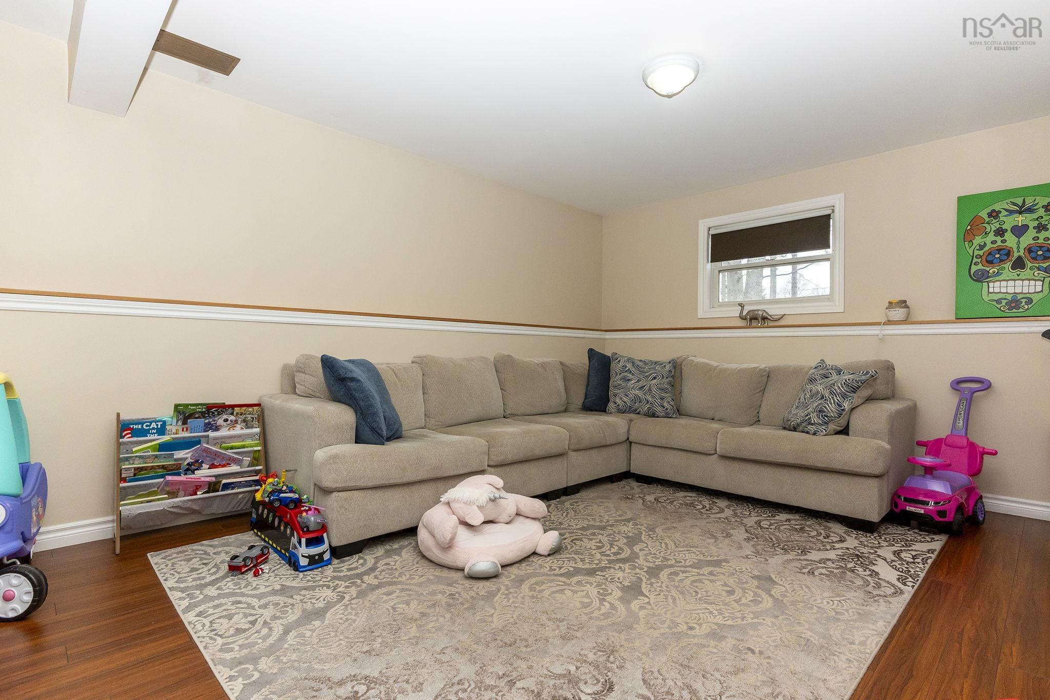 $450,000.00: 861 Julie Drive, Kingston