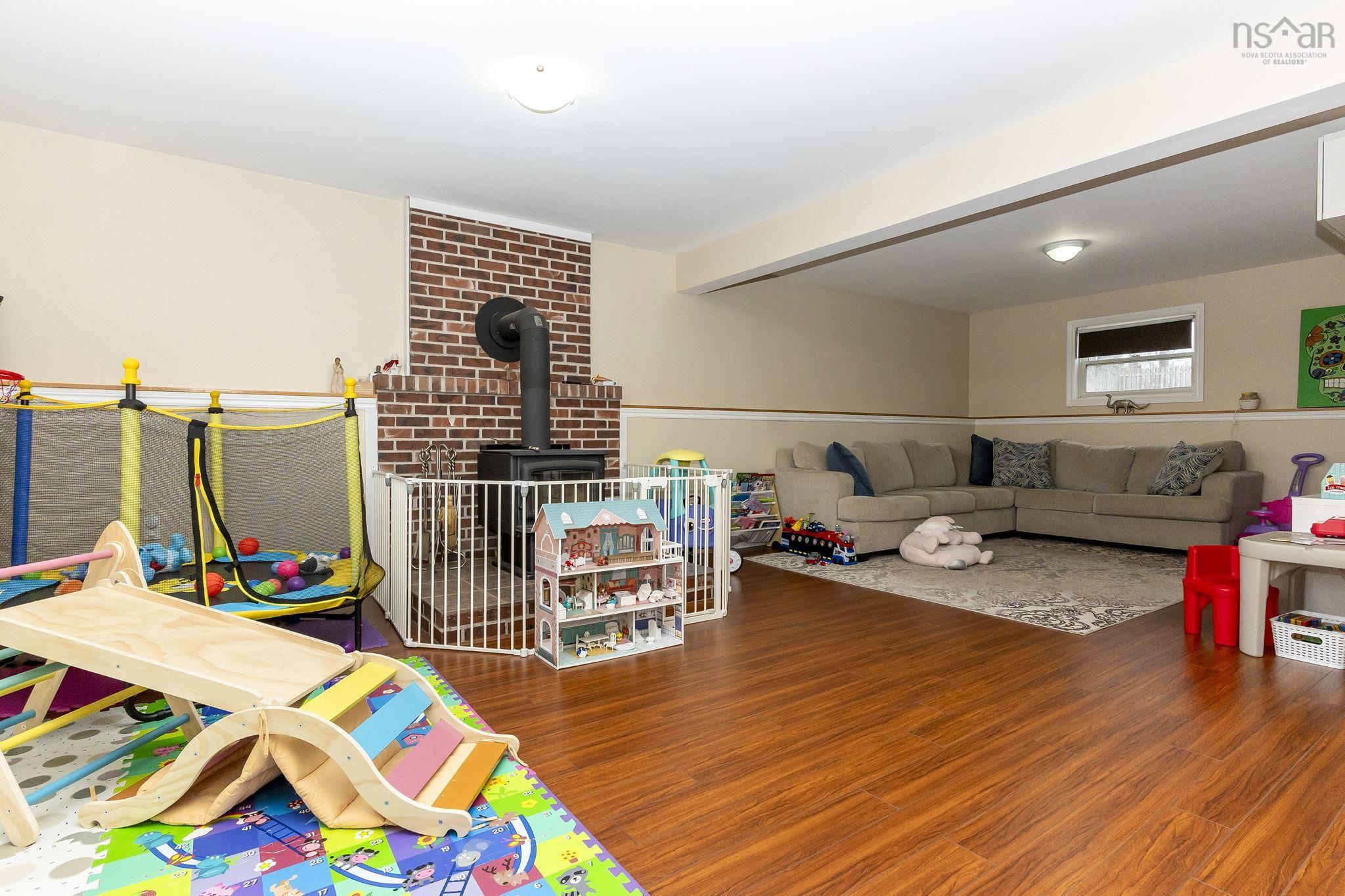 $450,000.00: 861 Julie Drive, Kingston