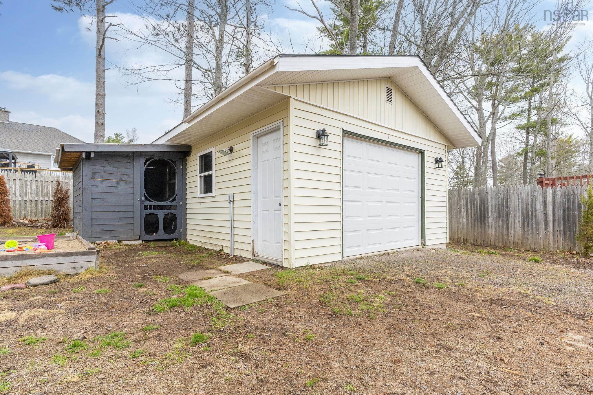 $450,000.00: 861 Julie Drive, Kingston