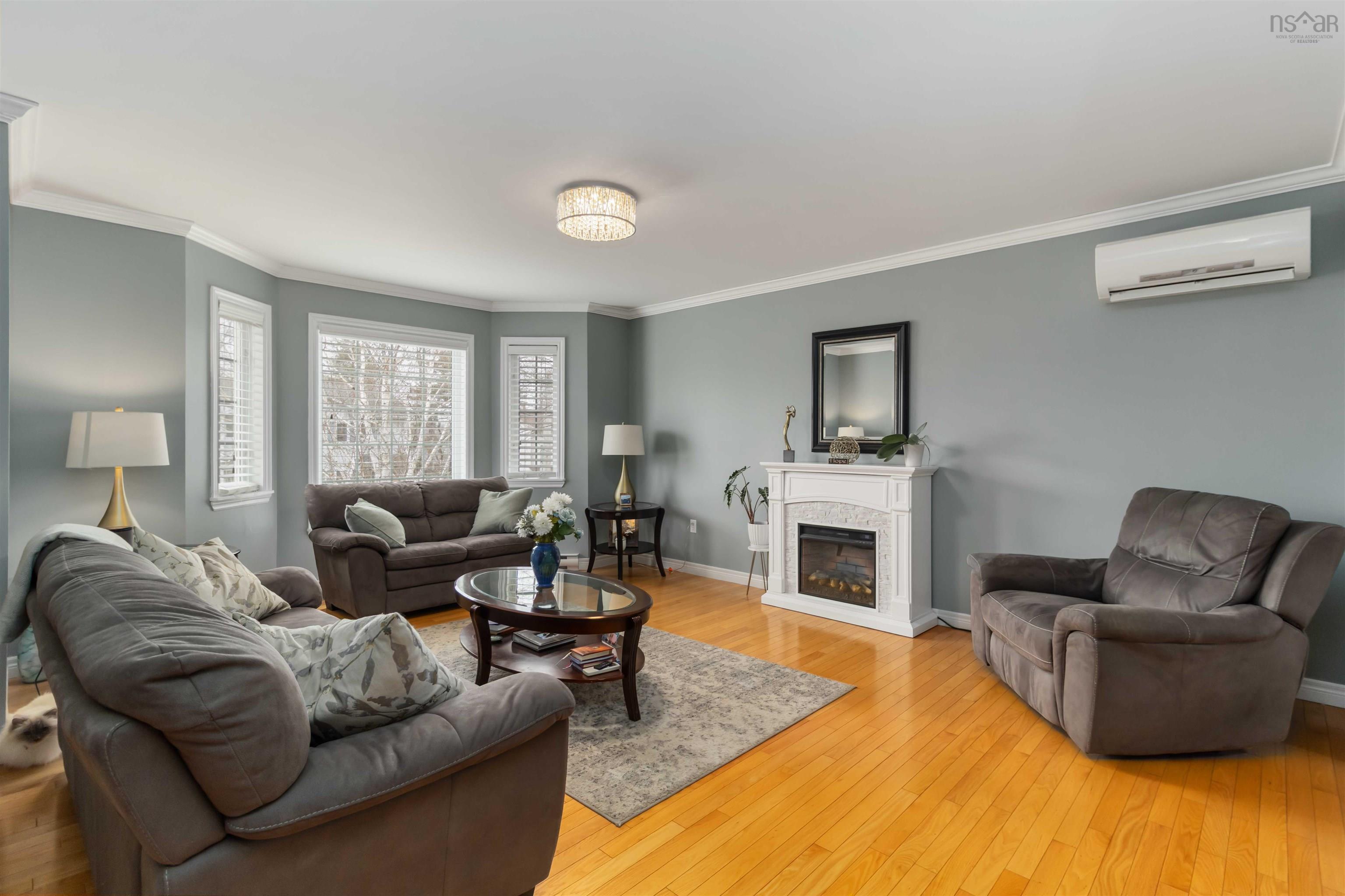 $499,900.00: 39 Ridgecrest Drive, Bridgewater
