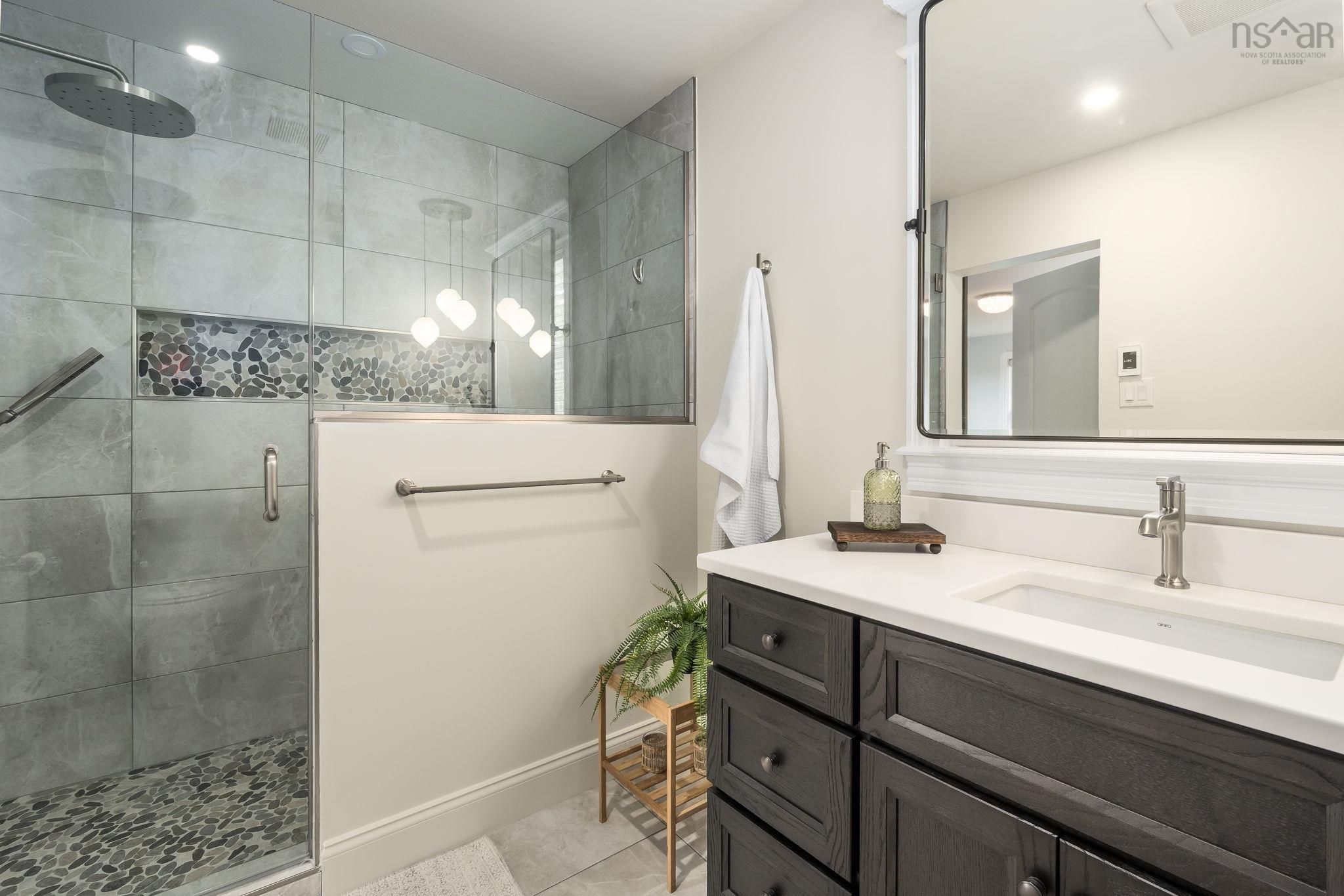 $1,100,000.00: 145 Yellowleaf Lane, Portuguese Cove