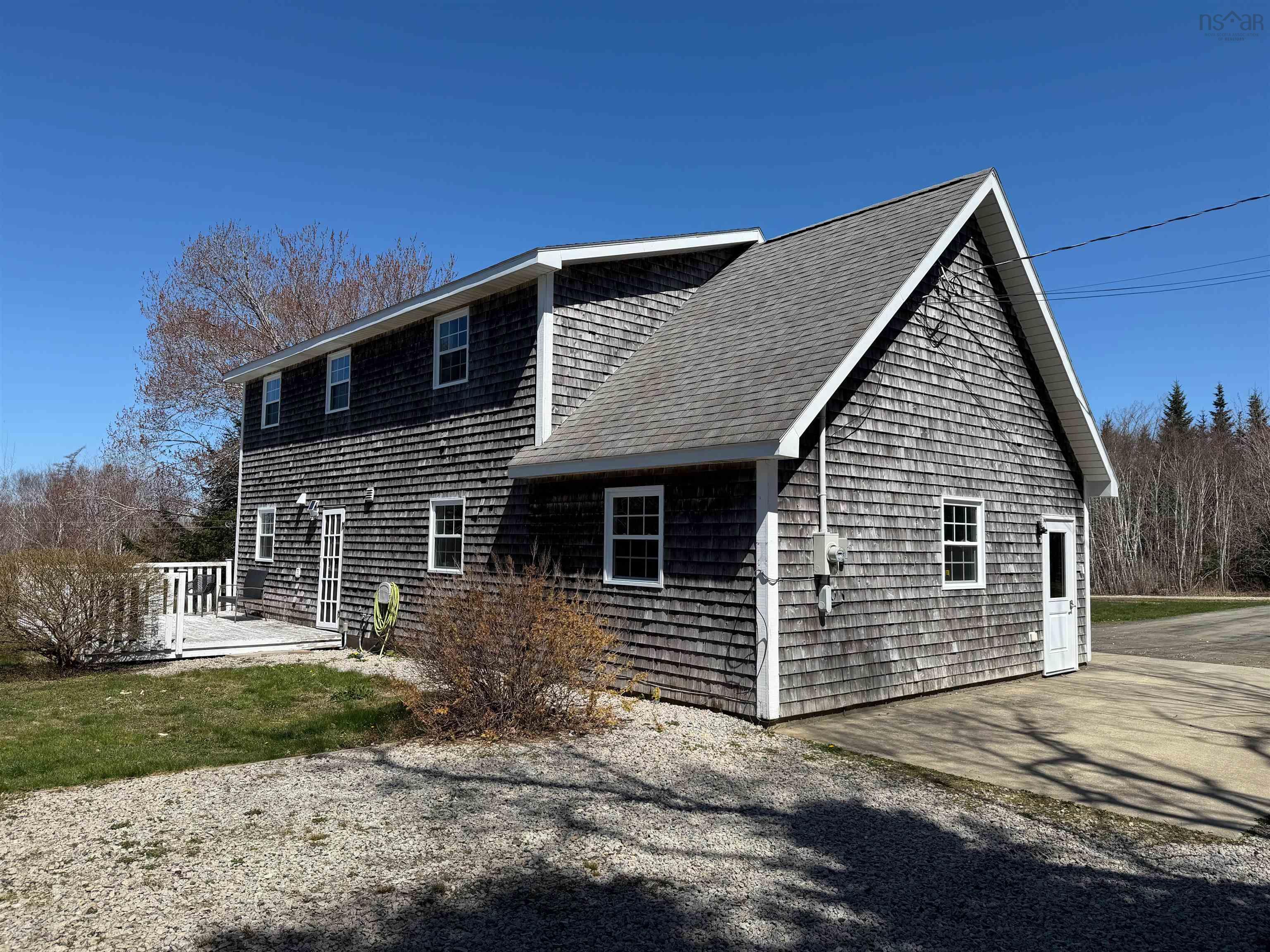 $429,900.00: 47 Riverdale Drive, Pleasant Lake