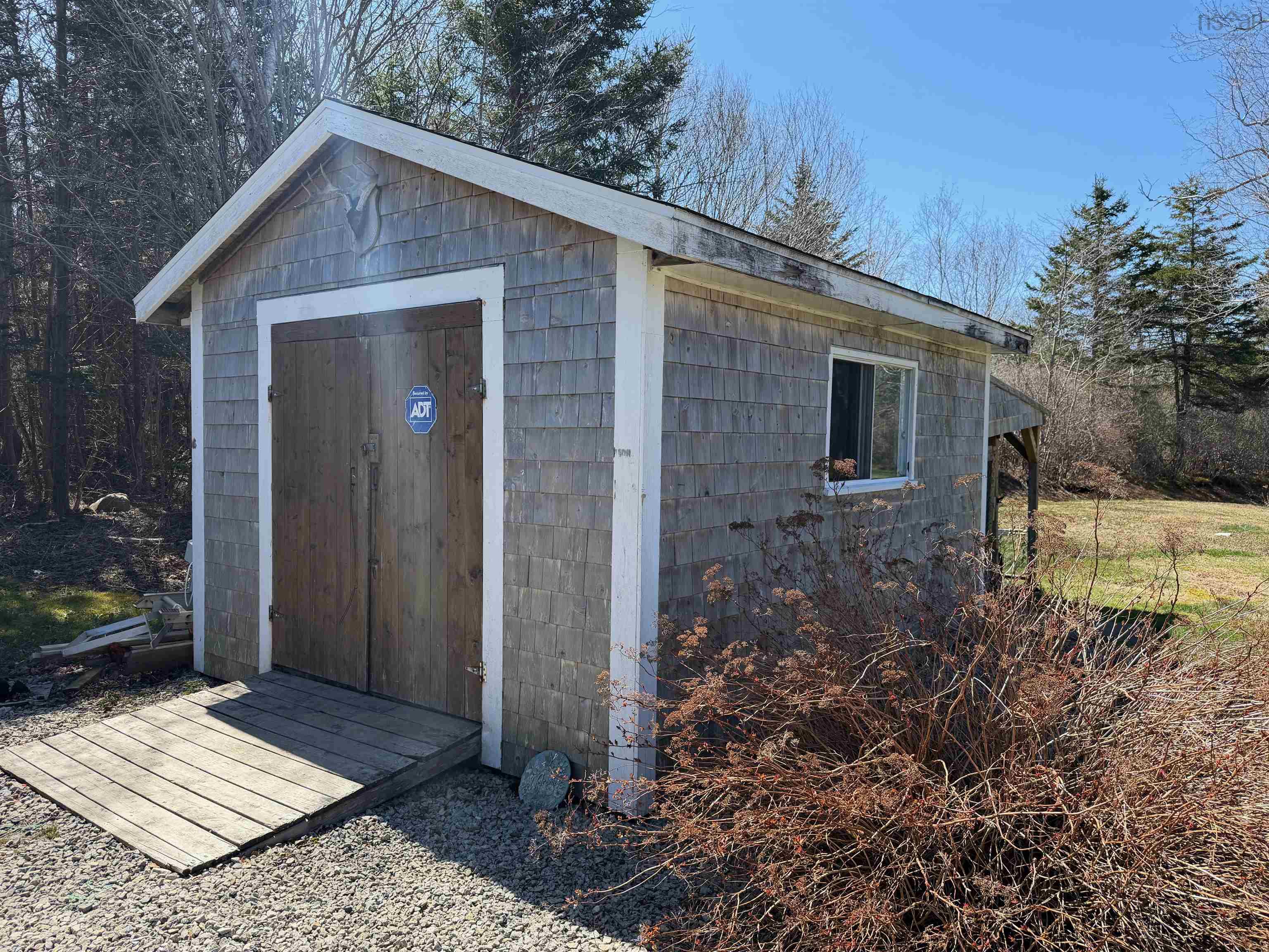 $429,900.00: 47 Riverdale Drive, Pleasant Lake