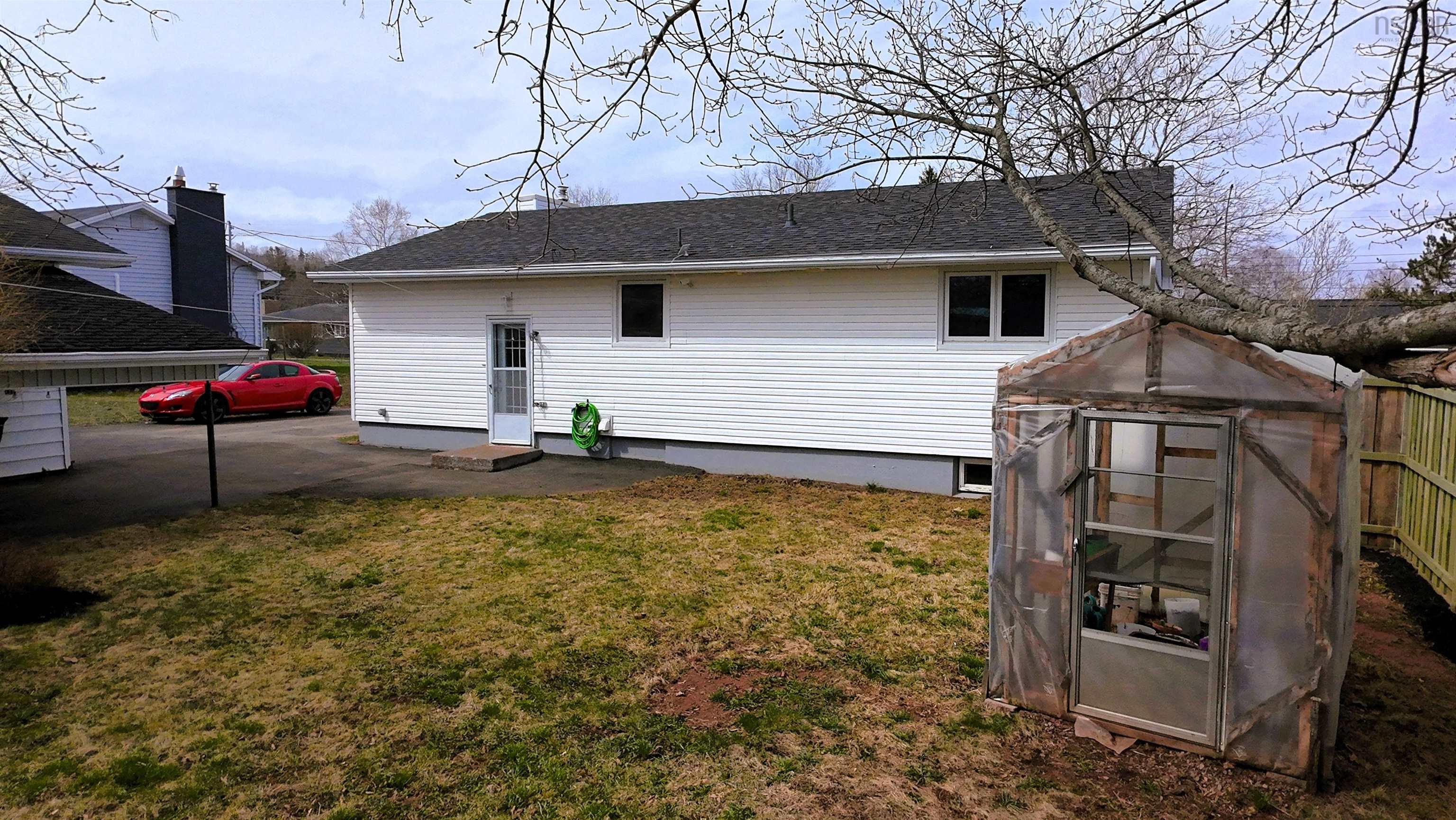 $399,900.00: 48 Birch Street, Salmon River