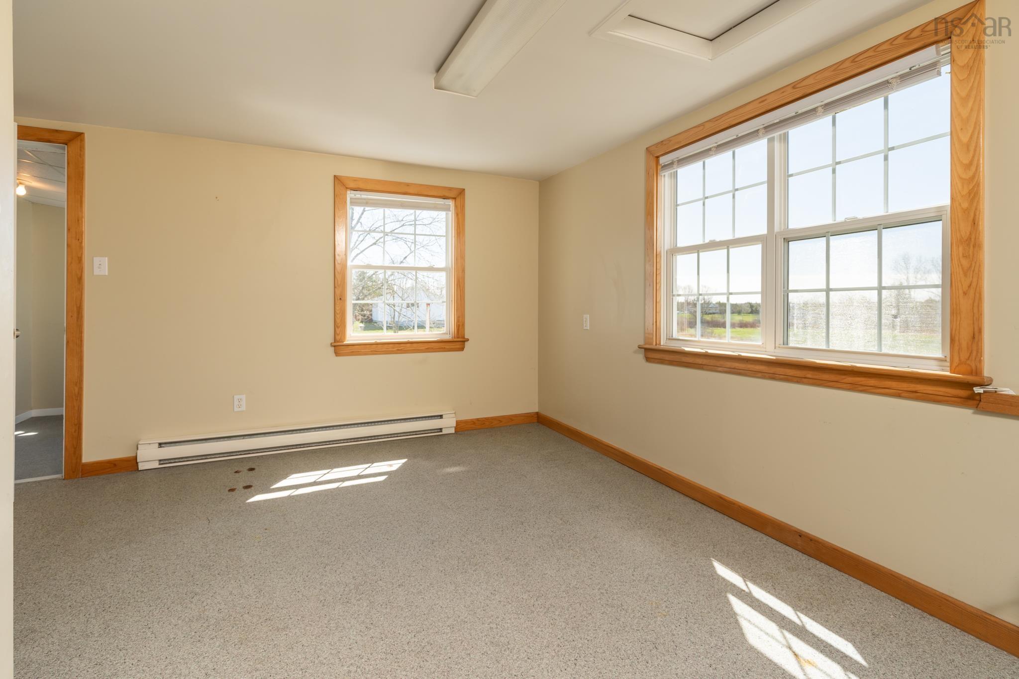 $229,900.00: 41 Brooklyn Road, Brooklyn