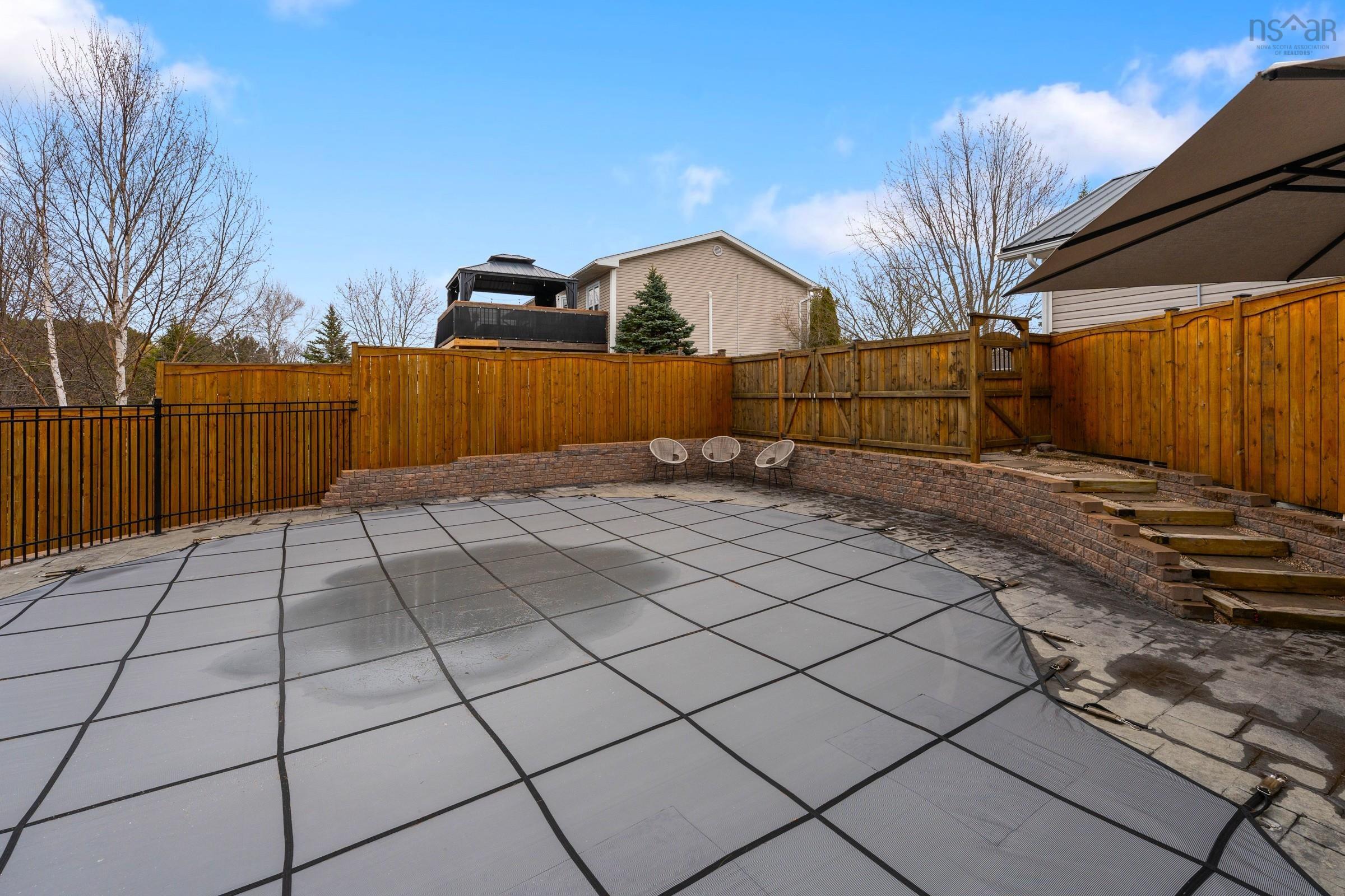 $599,900.00: 1857 Acadia Drive, Kingston