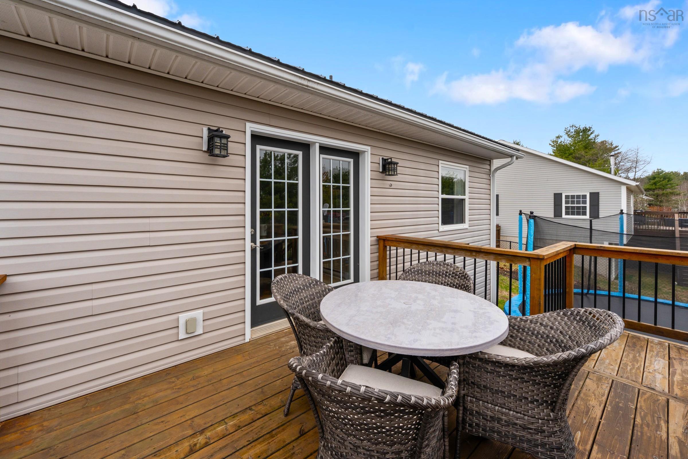 $599,900.00: 1857 Acadia Drive, Kingston