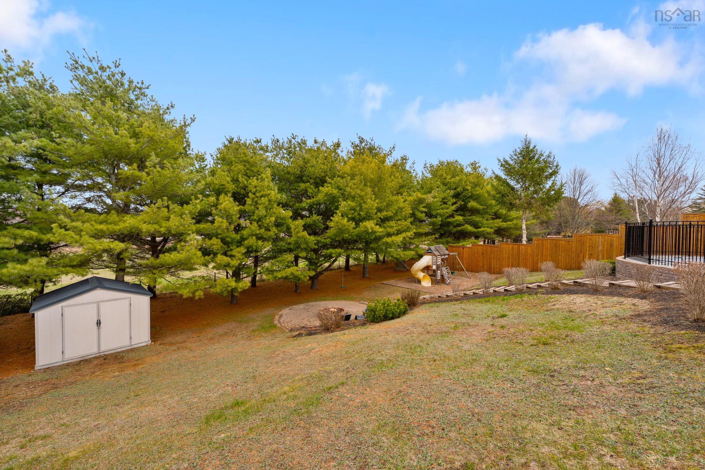 $599,900.00: 1857 Acadia Drive, Kingston