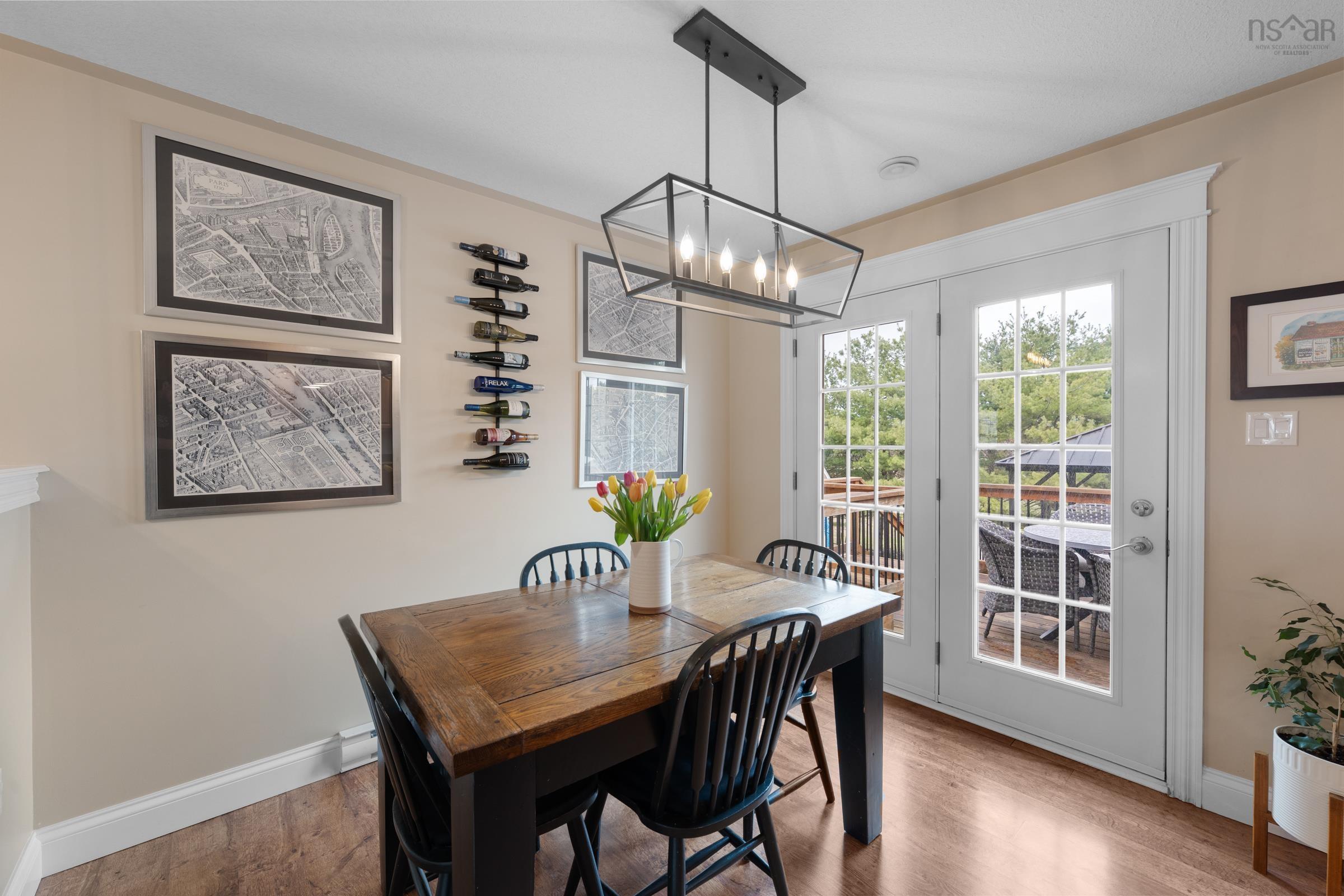 $599,900.00: 1857 Acadia Drive, Kingston