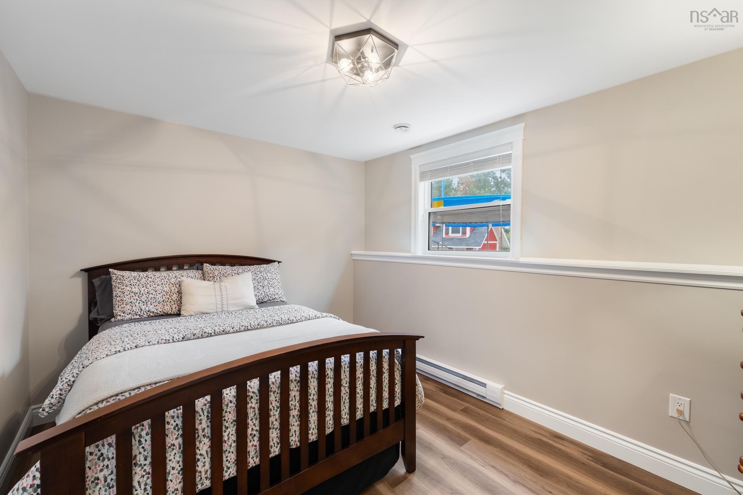 $599,900.00: 1857 Acadia Drive, Kingston