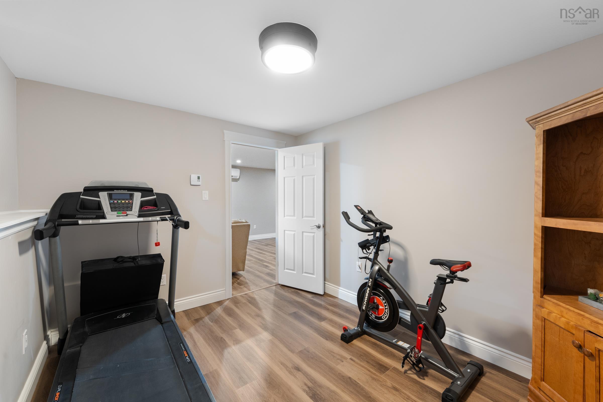 $599,900.00: 1857 Acadia Drive, Kingston