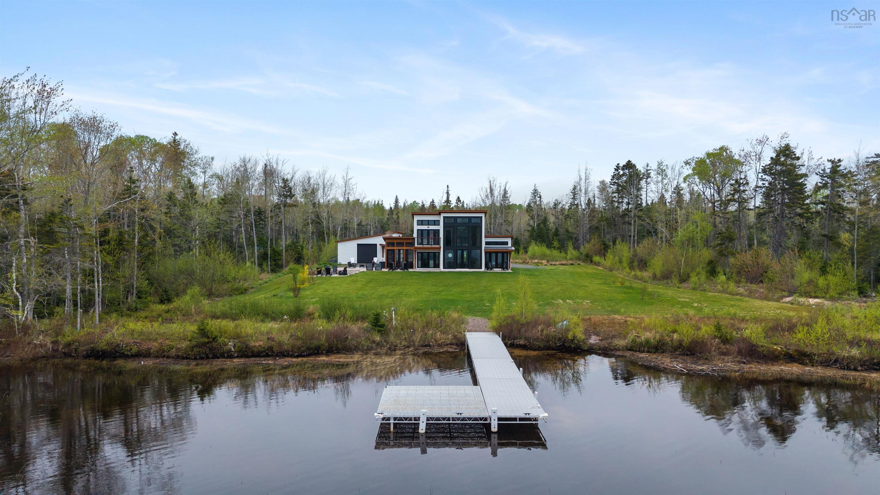 $1,025,000.00: 158 Blackberry Lane, Mattatall Lake
