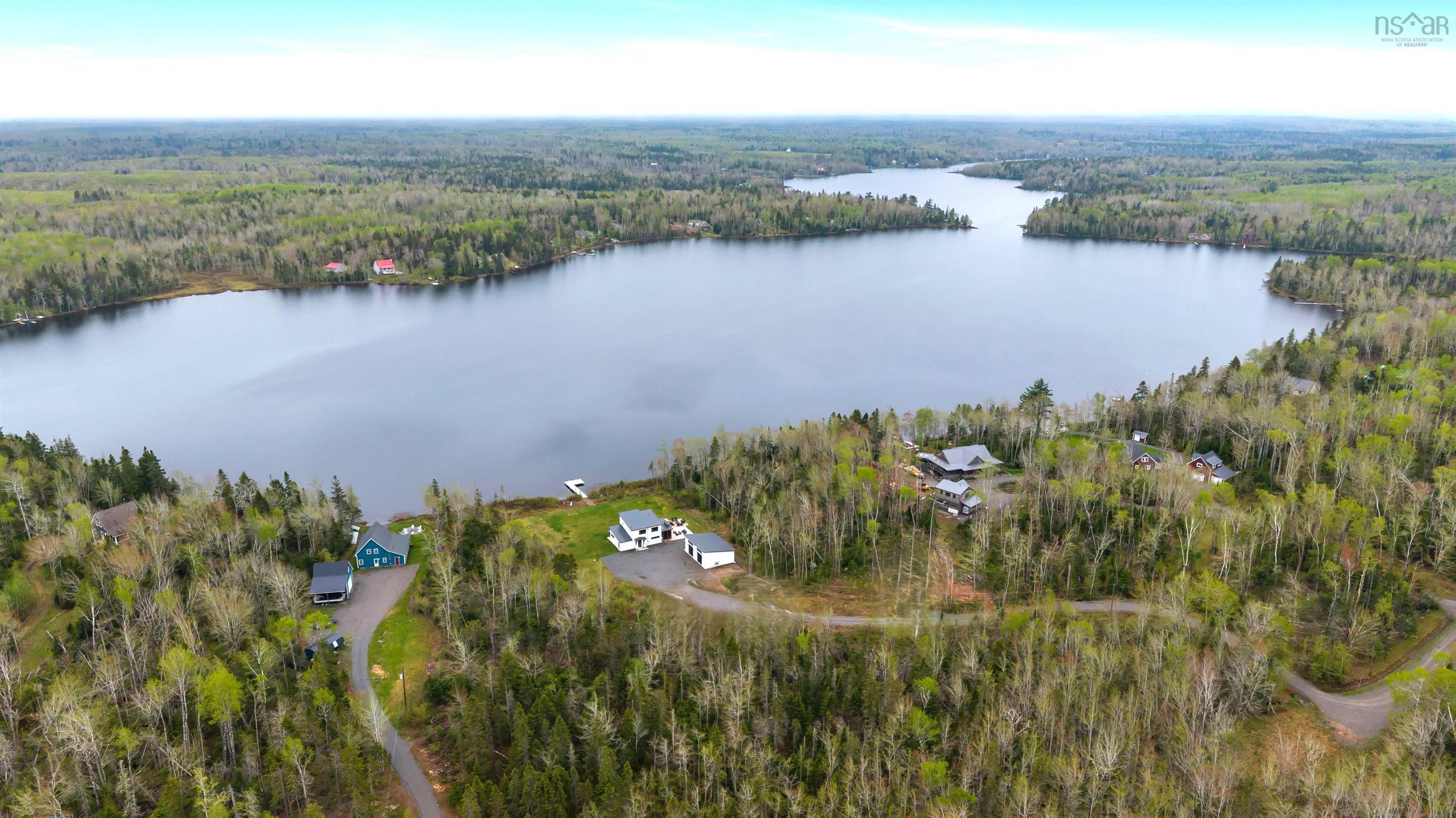 $1,025,000.00: 158 Blackberry Lane, Mattatall Lake