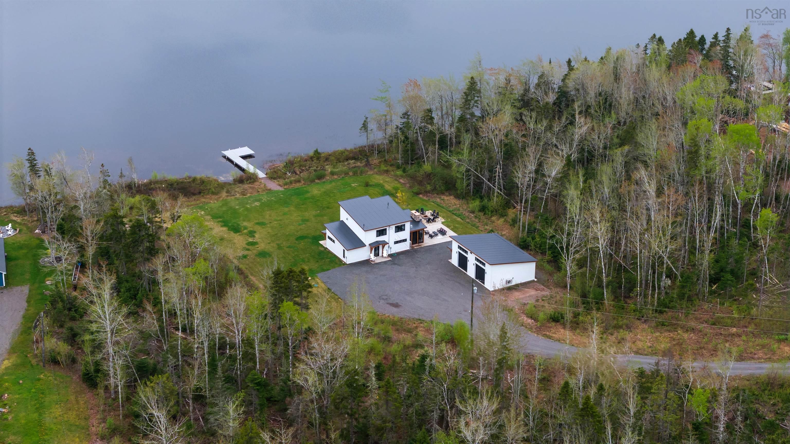 $1,025,000.00: 158 Blackberry Lane, Mattatall Lake