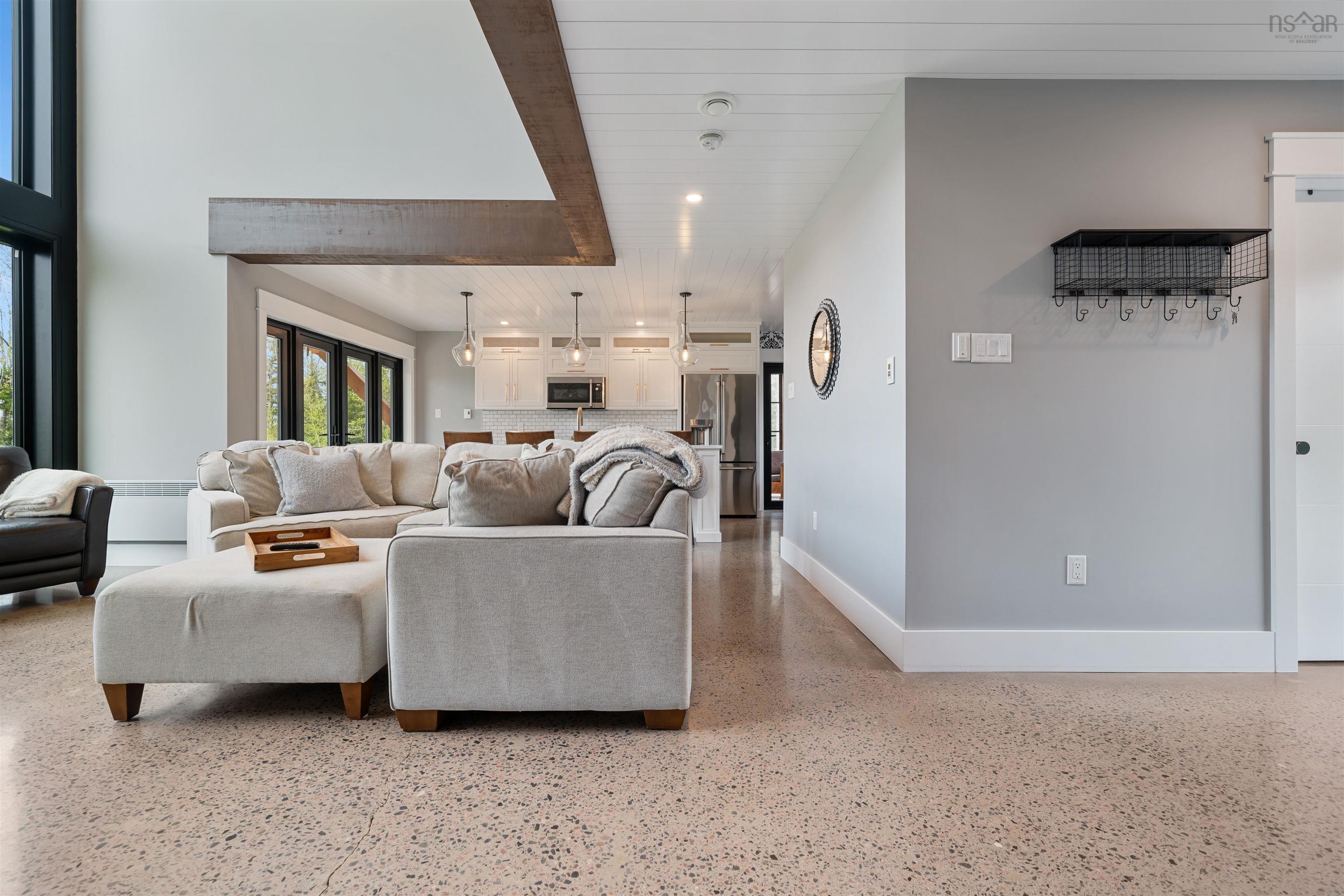$1,025,000.00: 158 Blackberry Lane, Mattatall Lake