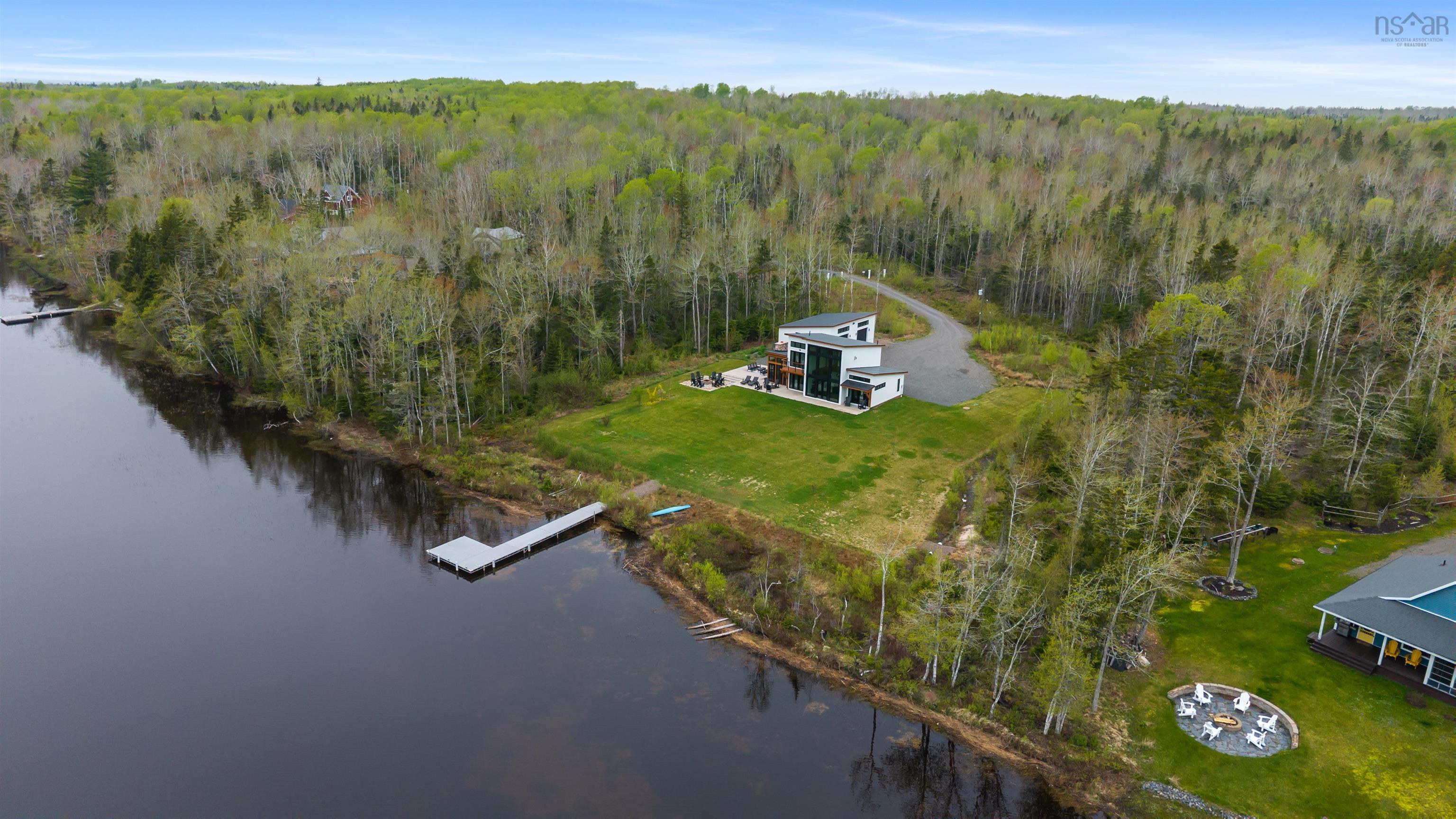 $1,025,000.00: 158 Blackberry Lane, Mattatall Lake