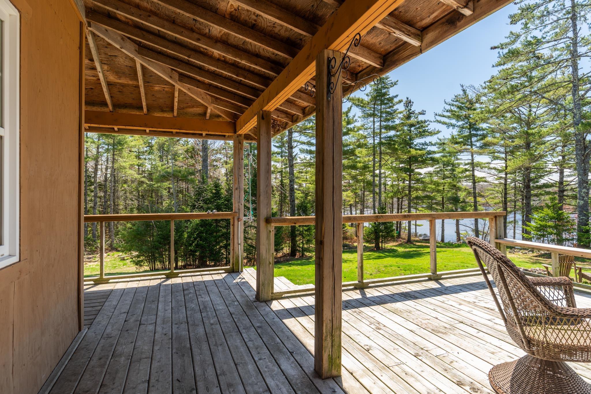 $469,000.00: 236 Canoe Lake Estates Road, East Quinan