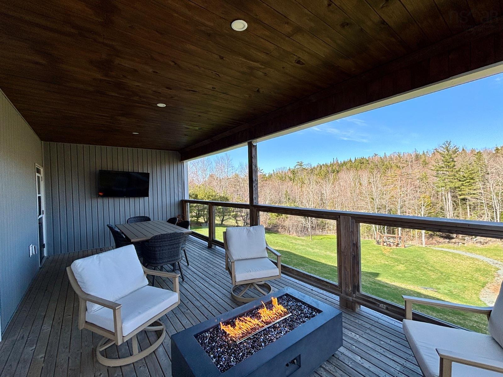 $1,095,000.00: 54 Craig Drive, Dutch Settlement