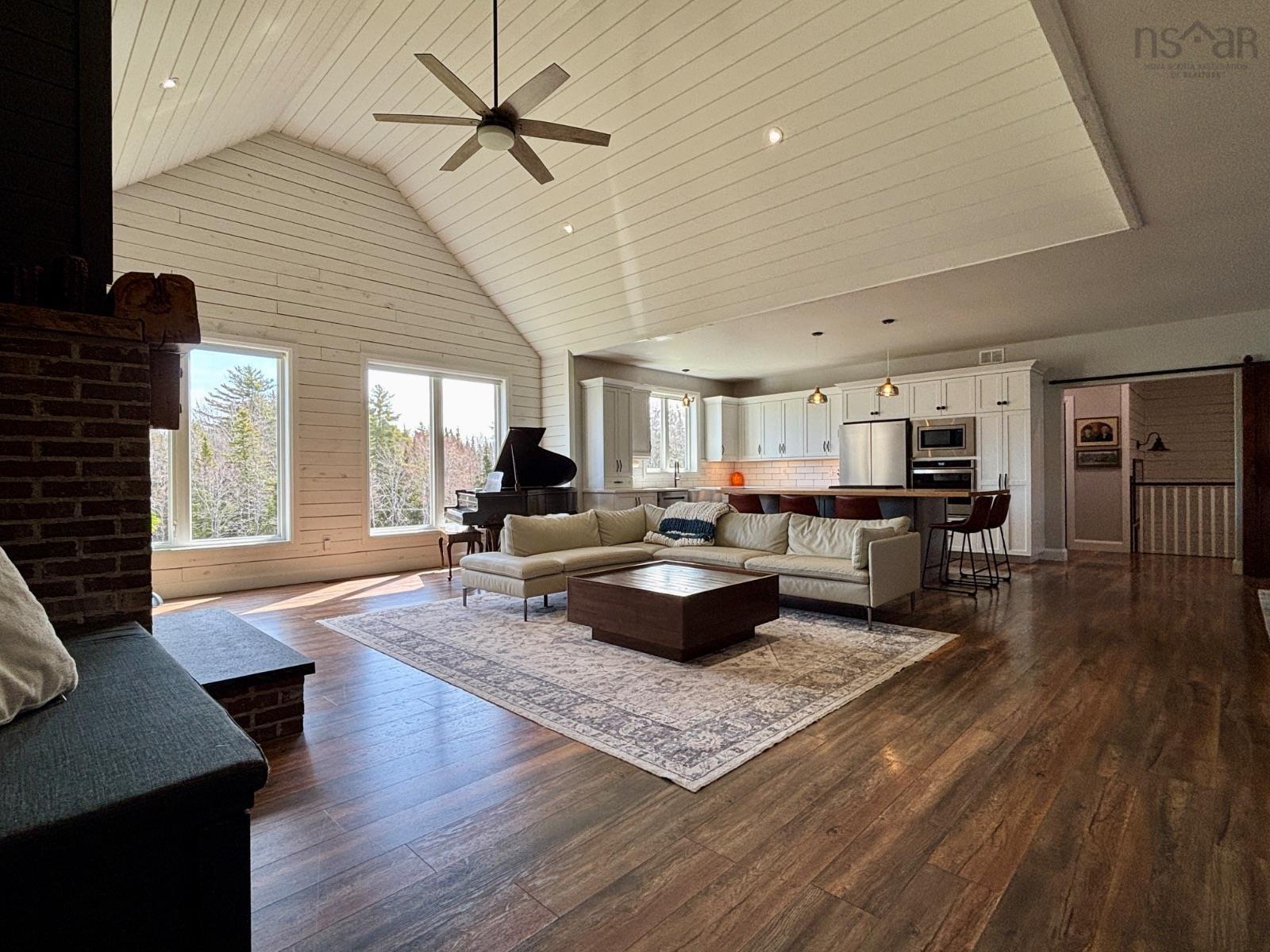 $1,095,000.00: 54 Craig Drive, Dutch Settlement