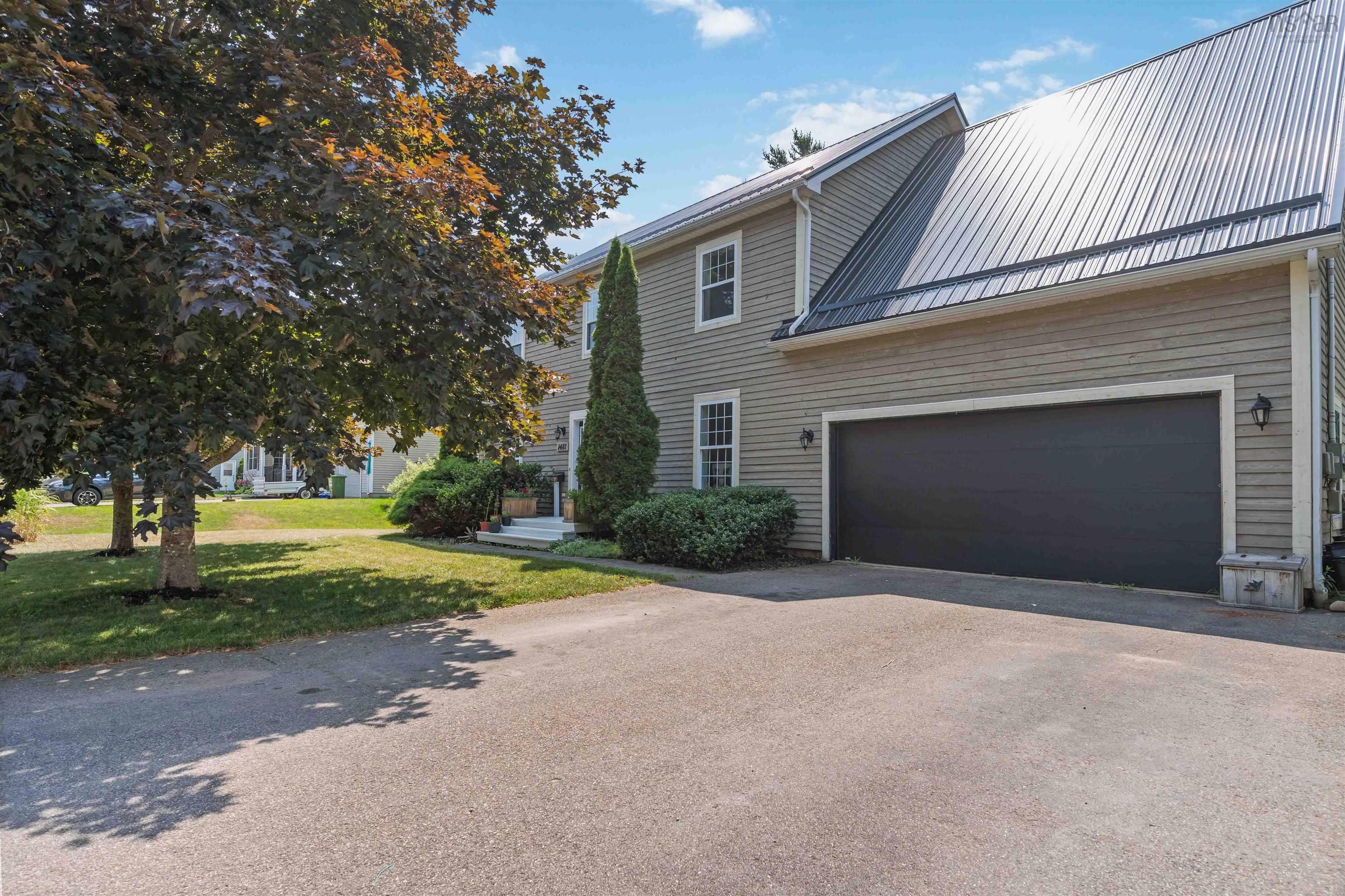 $675,000.00: 1481 Edith Drive, Coldbrook